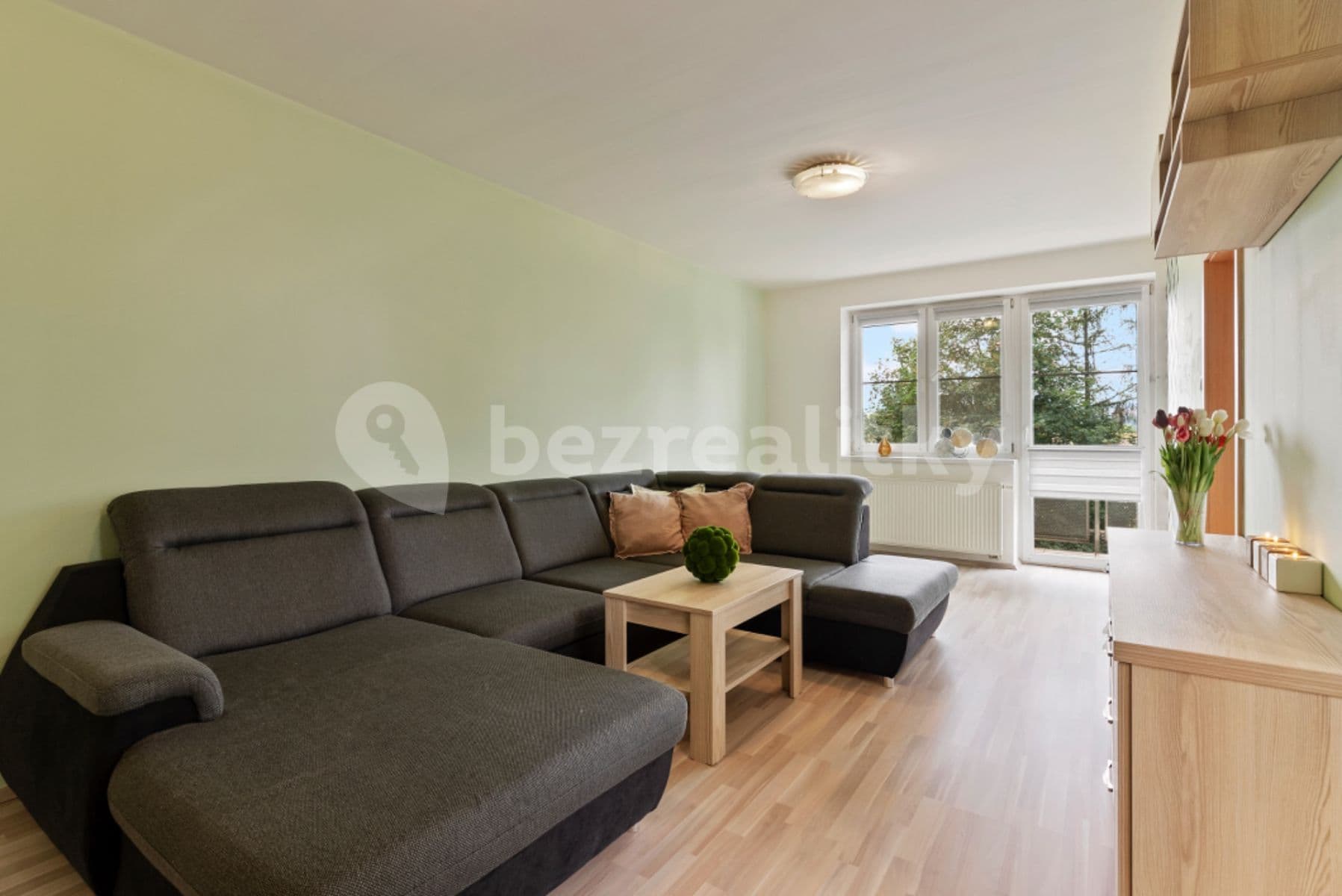 Prenájom bytu 3-izbový 83 m², Nádvorní, Liberec, Liberecký kraj Prenájom bytu 3-izbový 83 m², Nádvorní, Liberec, Liberecký kraj