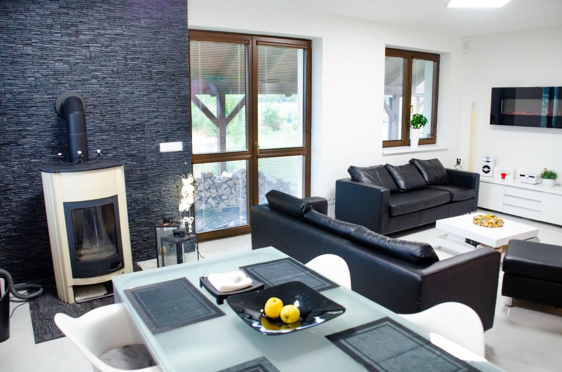 Predaj domu 320 m², pozemek 2.223 m², Horčápsko, Středočeský kraj Predaj domu 320 m², pozemek 2.223 m², Horčápsko, Středočeský kraj