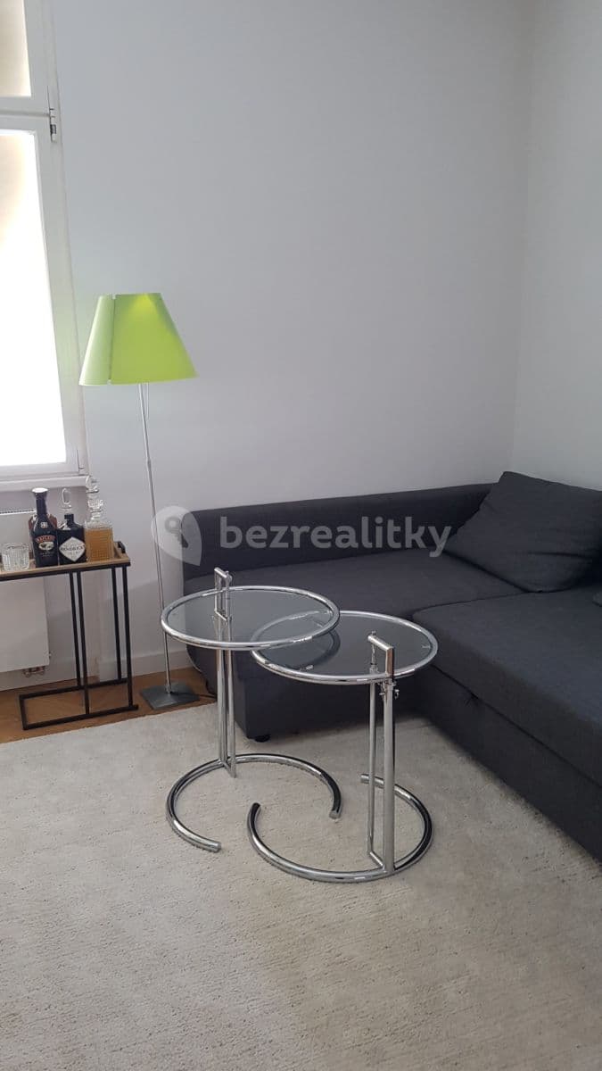 Prenájom bytu 1-izbový 52 m², Charlese de Gaulla, Praha, Praha Prenájom bytu 1-izbový 52 m², Charlese de Gaulla, Praha, Praha