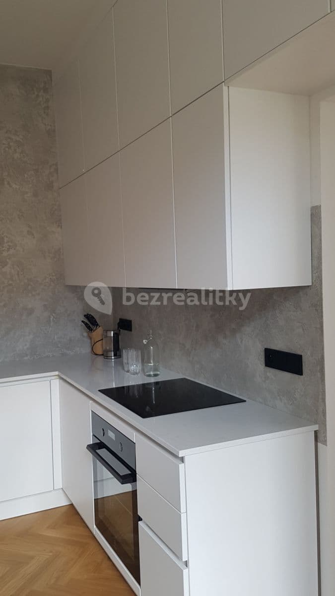 Prenájom bytu 1-izbový 52 m², Charlese de Gaulla, Praha, Praha Prenájom bytu 1-izbový 52 m², Charlese de Gaulla, Praha, Praha