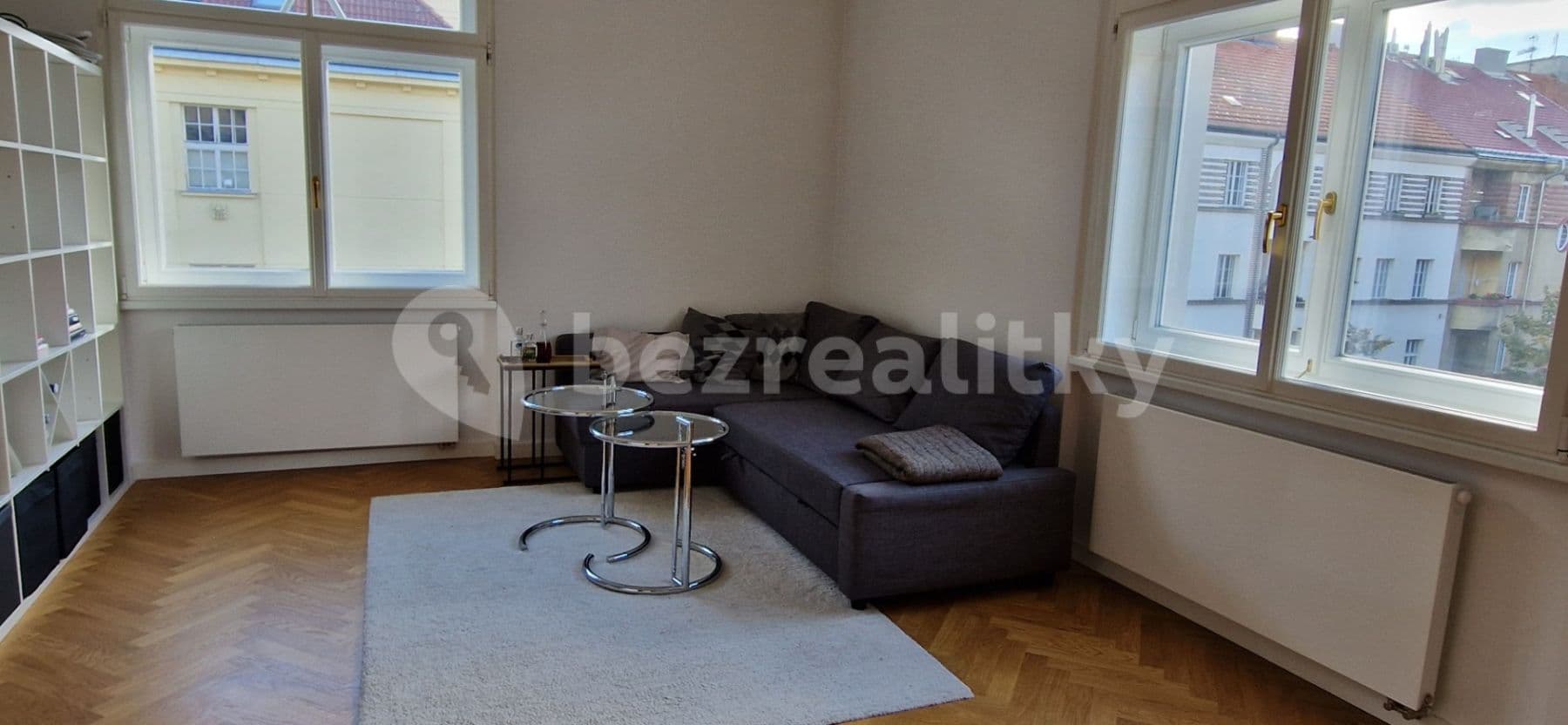 Prenájom bytu 1-izbový 52 m², Charlese de Gaulla, Praha, Praha Prenájom bytu 1-izbový 52 m², Charlese de Gaulla, Praha, Praha
