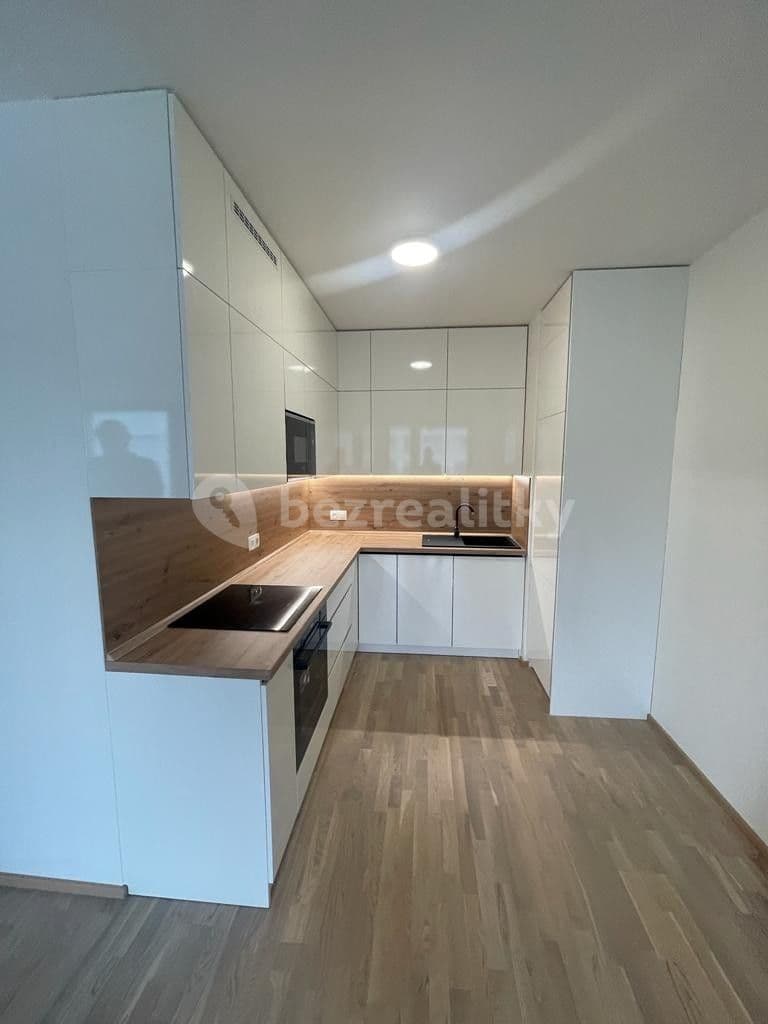 Prenájom bytu 1-izbový 40 m², Breitfeldova, Praha, Praha Prenájom bytu 1-izbový 40 m², Breitfeldova, Praha, Praha
