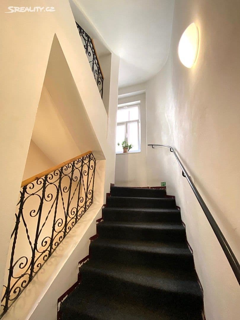 Predaj bytu 1-izbový 45 m², Moravská, Karlovy Vary, Karlovarský kraj Predaj bytu 1-izbový 45 m², Moravská, Karlovy Vary, Karlovarský kraj