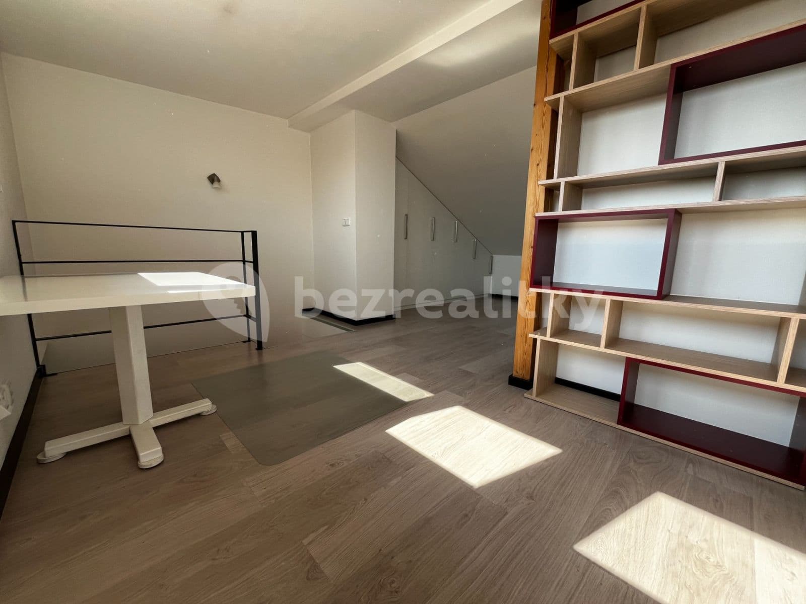 Prenájom bytu 3-izbový 80 m², Křenová, Brno, Jihomoravský kraj Prenájom bytu 3-izbový 80 m², Křenová, Brno, Jihomoravský kraj