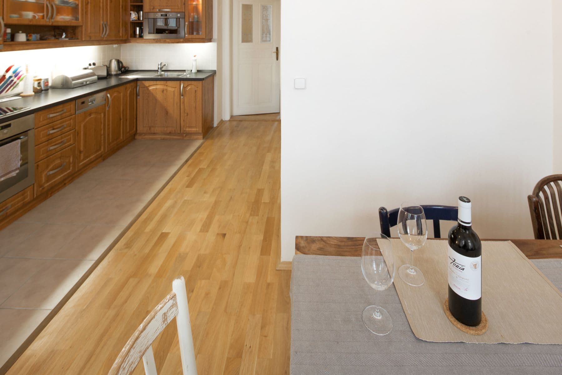 Prenájom bytu 89 m², Maiselova, Praha, Praha Prenájom bytu 89 m², Maiselova, Praha, Praha