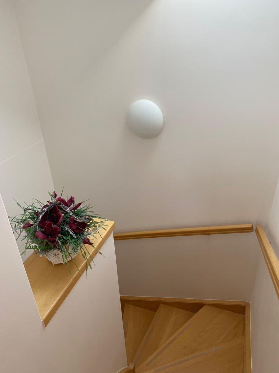 Predaj domu 114 m², pozemek 905 m², Mnichovo Hradiště, Středočeský kraj Predaj domu 114 m², pozemek 905 m², Mnichovo Hradiště, Středočeský kraj