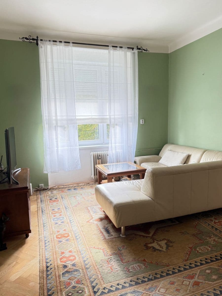 Predaj bytu 3-izbový 108 m², Raisova, Plzeň, Plzeňský kraj Predaj bytu 3-izbový 108 m², Raisova, Plzeň, Plzeňský kraj