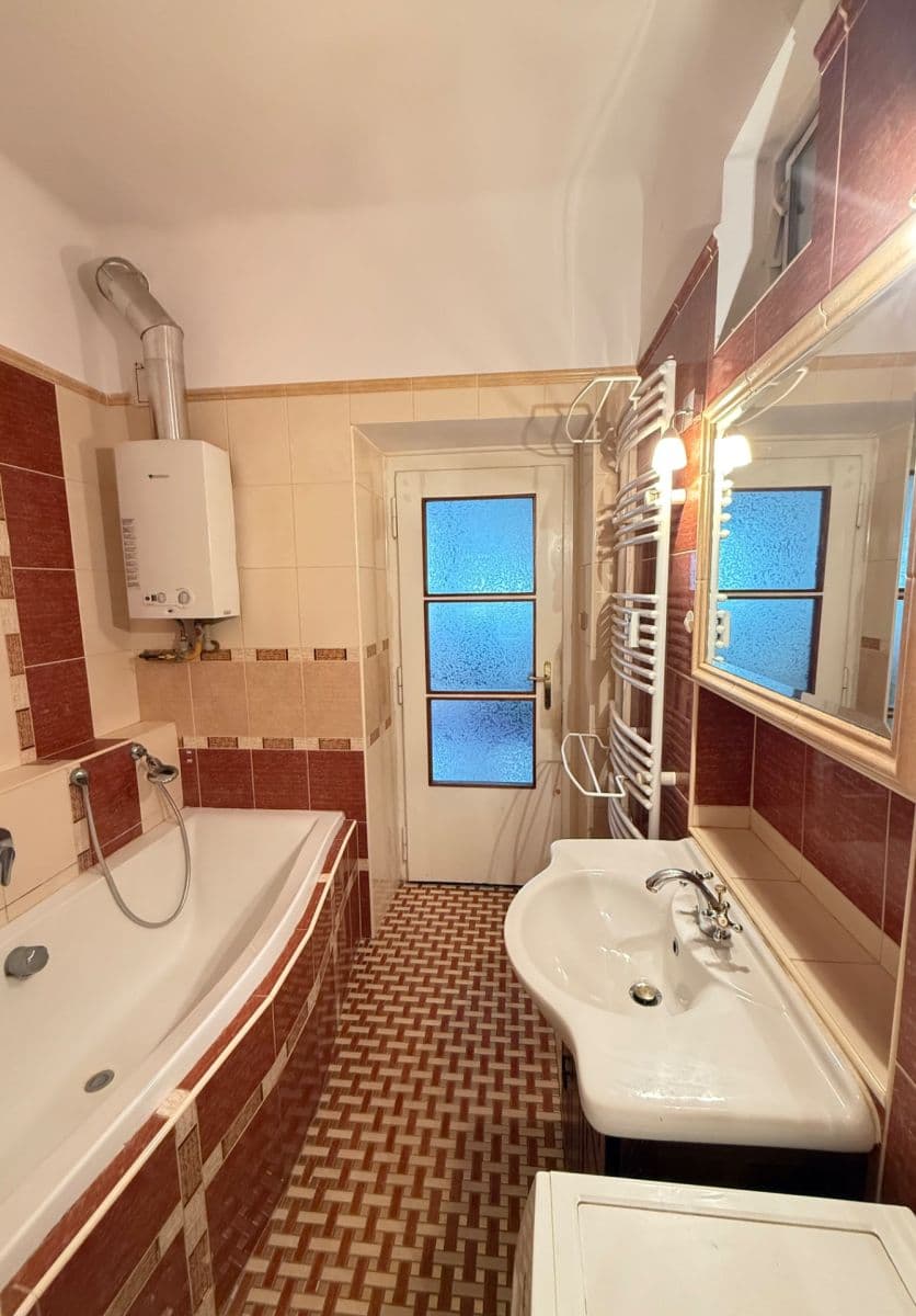 Predaj bytu 3-izbový 108 m², Raisova, Plzeň, Plzeňský kraj Predaj bytu 3-izbový 108 m², Raisova, Plzeň, Plzeňský kraj