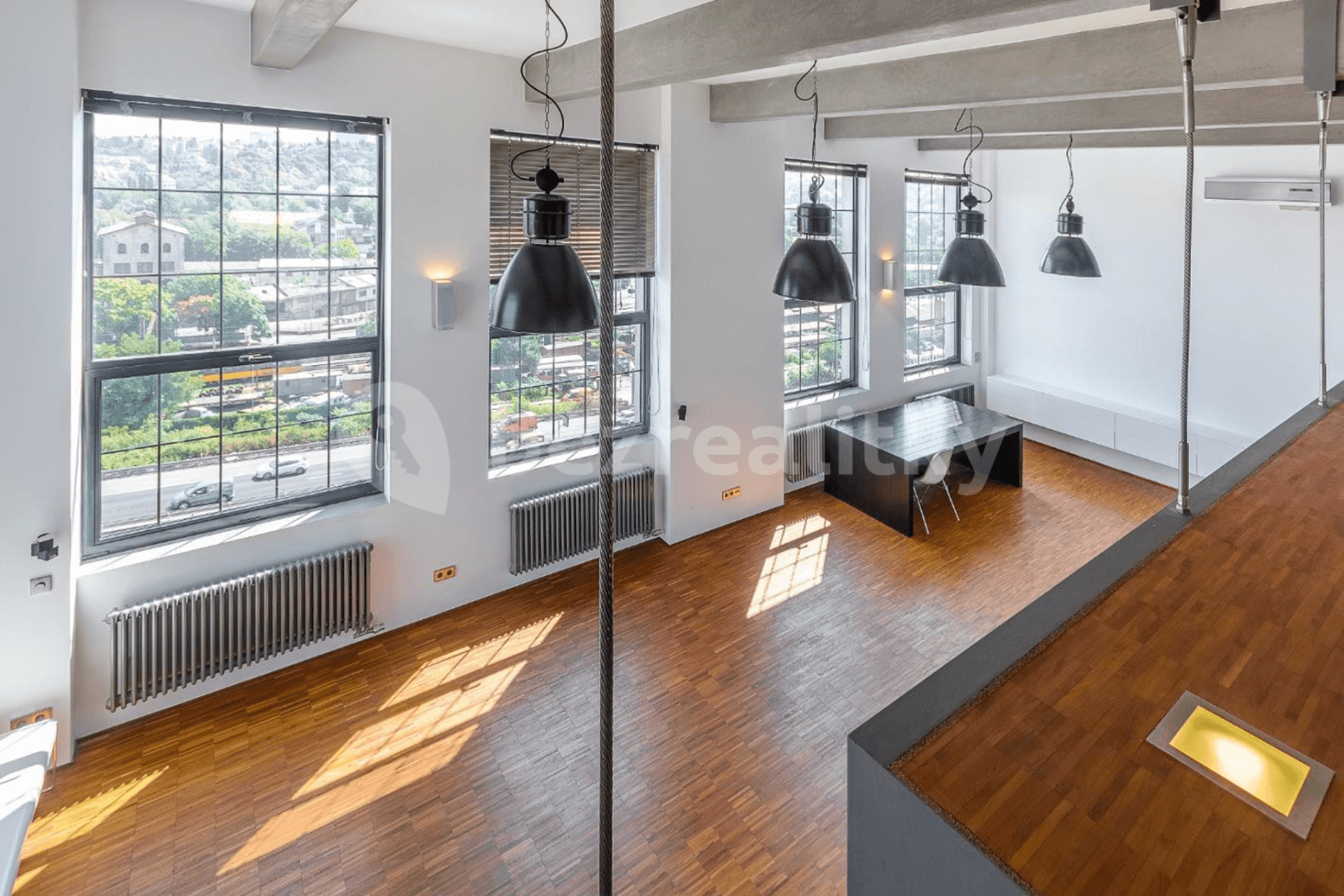 Prenájom kancelárie 114 m², Křížová, Praha, Praha Prenájom kancelárie 114 m², Křížová, Praha, Praha