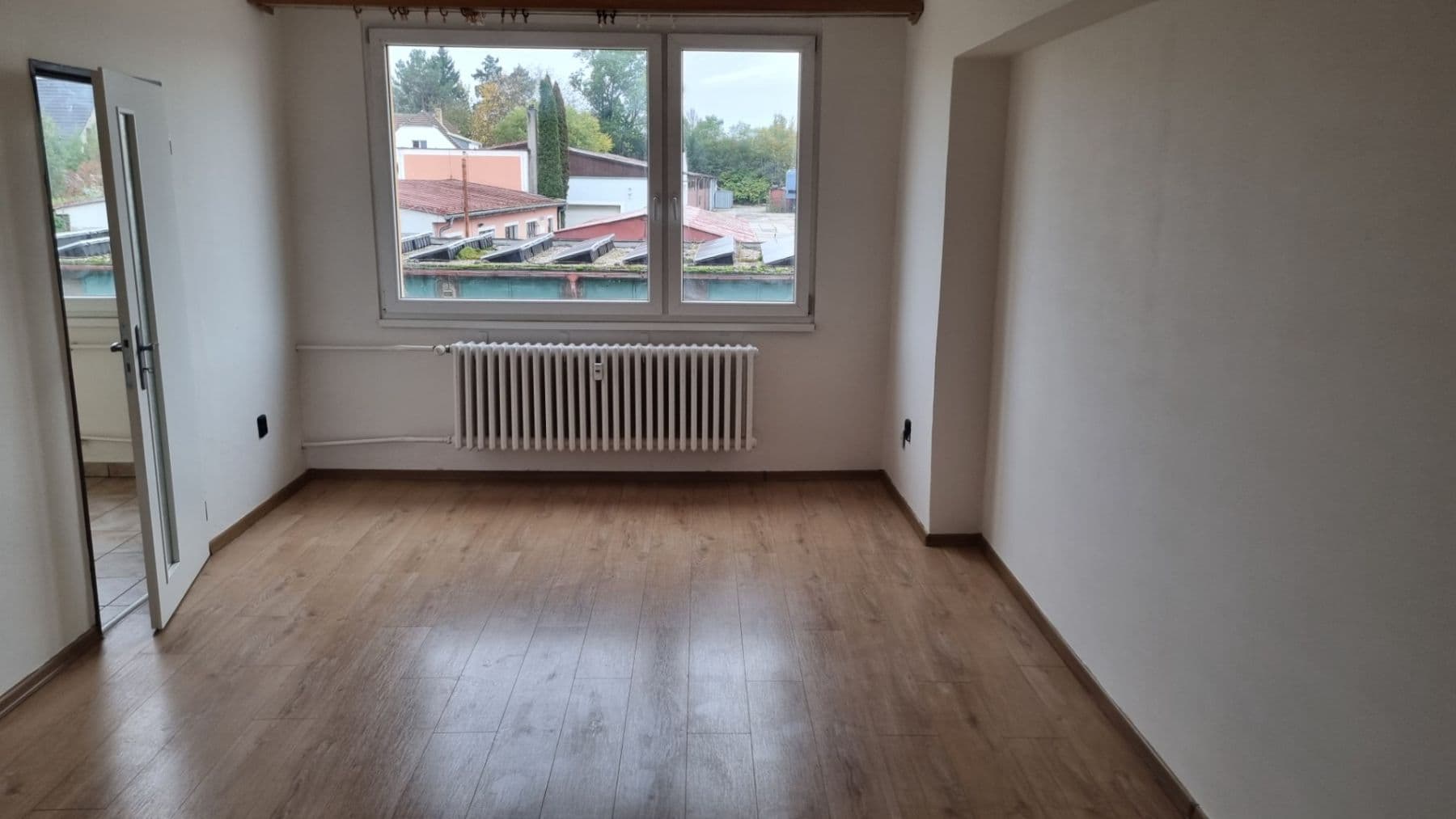 Prenájom bytu 2-izbový 65 m², Dr. E. Beneše, Bystřice, Středočeský kraj Prenájom bytu 2-izbový 65 m², Dr. E. Beneše, Bystřice, Středočeský kraj