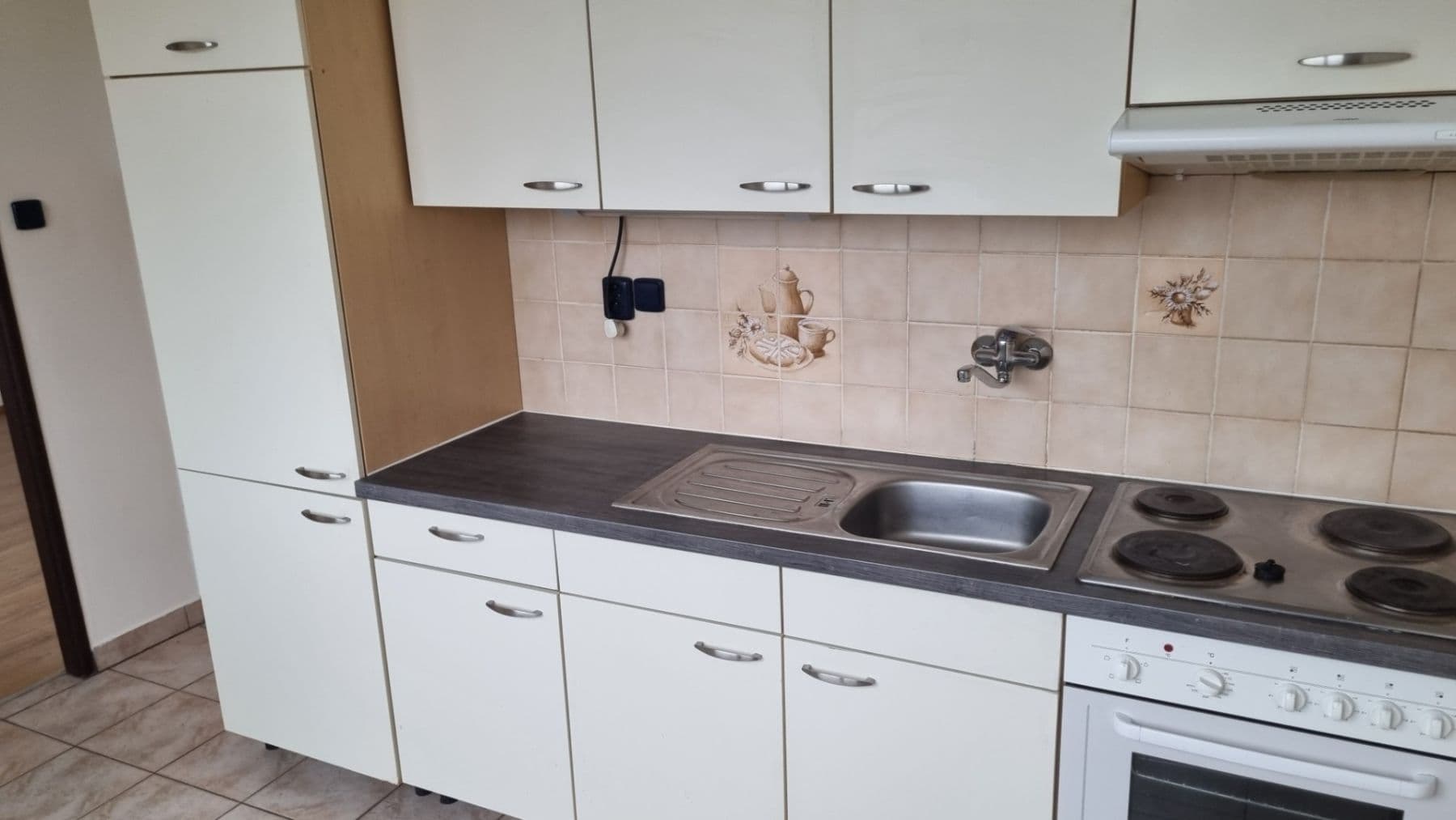 Prenájom bytu 2-izbový 65 m², Dr. E. Beneše, Bystřice, Středočeský kraj Prenájom bytu 2-izbový 65 m², Dr. E. Beneše, Bystřice, Středočeský kraj