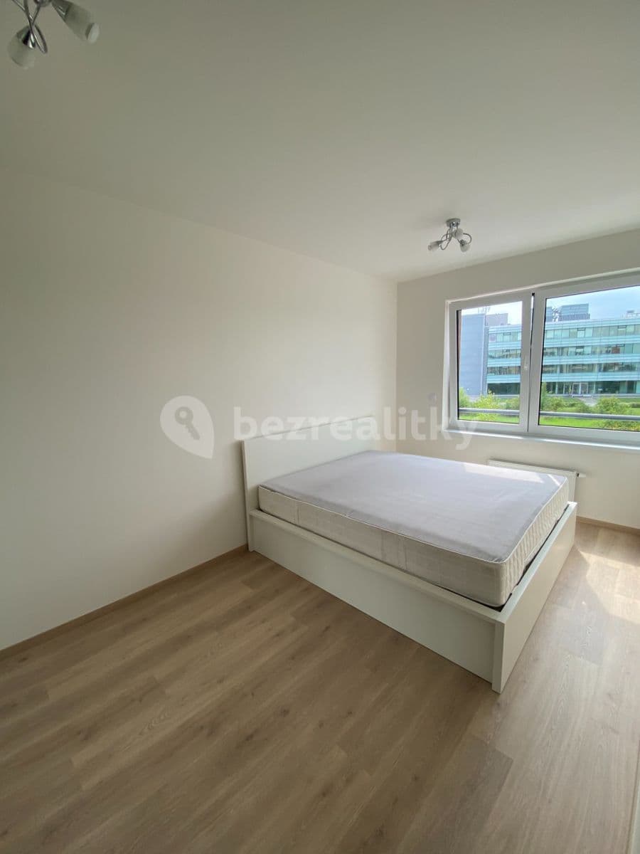 Prenájom bytu 2-izbový 52 m², K Metru, Praha, Praha Prenájom bytu 2-izbový 52 m², K Metru, Praha, Praha