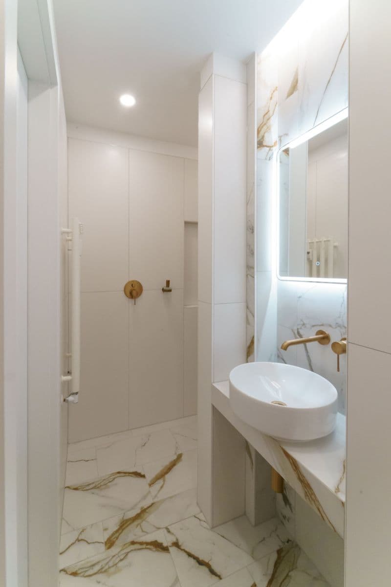Prenájom bytu 1-izbový 33 m², Vojtěšská, Praha, Praha Prenájom bytu 1-izbový 33 m², Vojtěšská, Praha, Praha