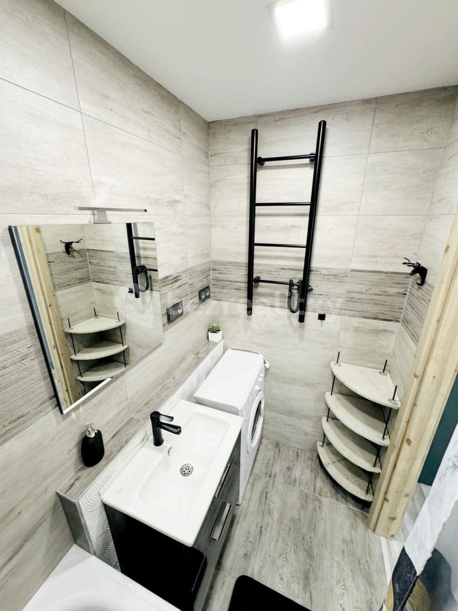 Prenájom bytu 3-izbový 60 m², Tanvaldská, Praha, Praha Prenájom bytu 3-izbový 60 m², Tanvaldská, Praha, Praha