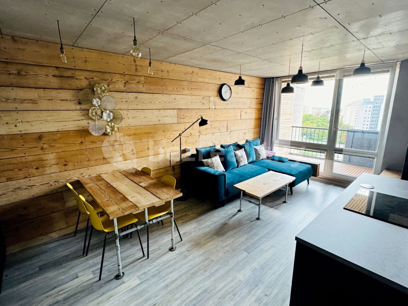 Prenájom bytu 3-izbový 60 m², Tanvaldská, Praha, Praha Prenájom bytu 3-izbový 60 m², Tanvaldská, Praha, Praha