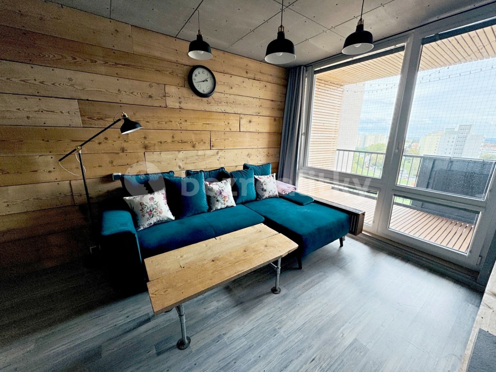 Prenájom bytu 3-izbový 60 m², Tanvaldská, Praha, Praha Prenájom bytu 3-izbový 60 m², Tanvaldská, Praha, Praha