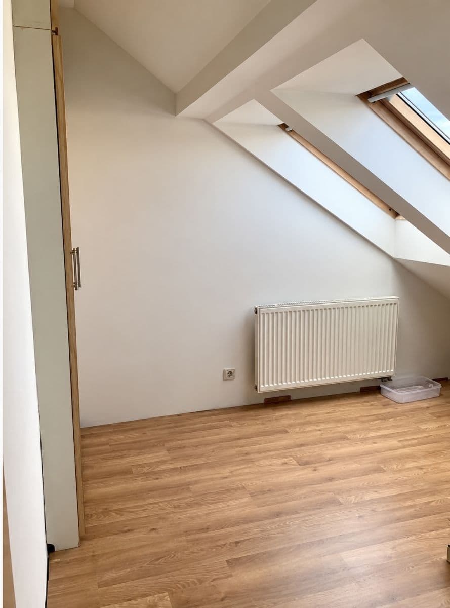 Prenájom bytu 2-izbový 50 m², U Rourovny, Ostrava, Moravskoslezský kraj Prenájom bytu 2-izbový 50 m², U Rourovny, Ostrava, Moravskoslezský kraj