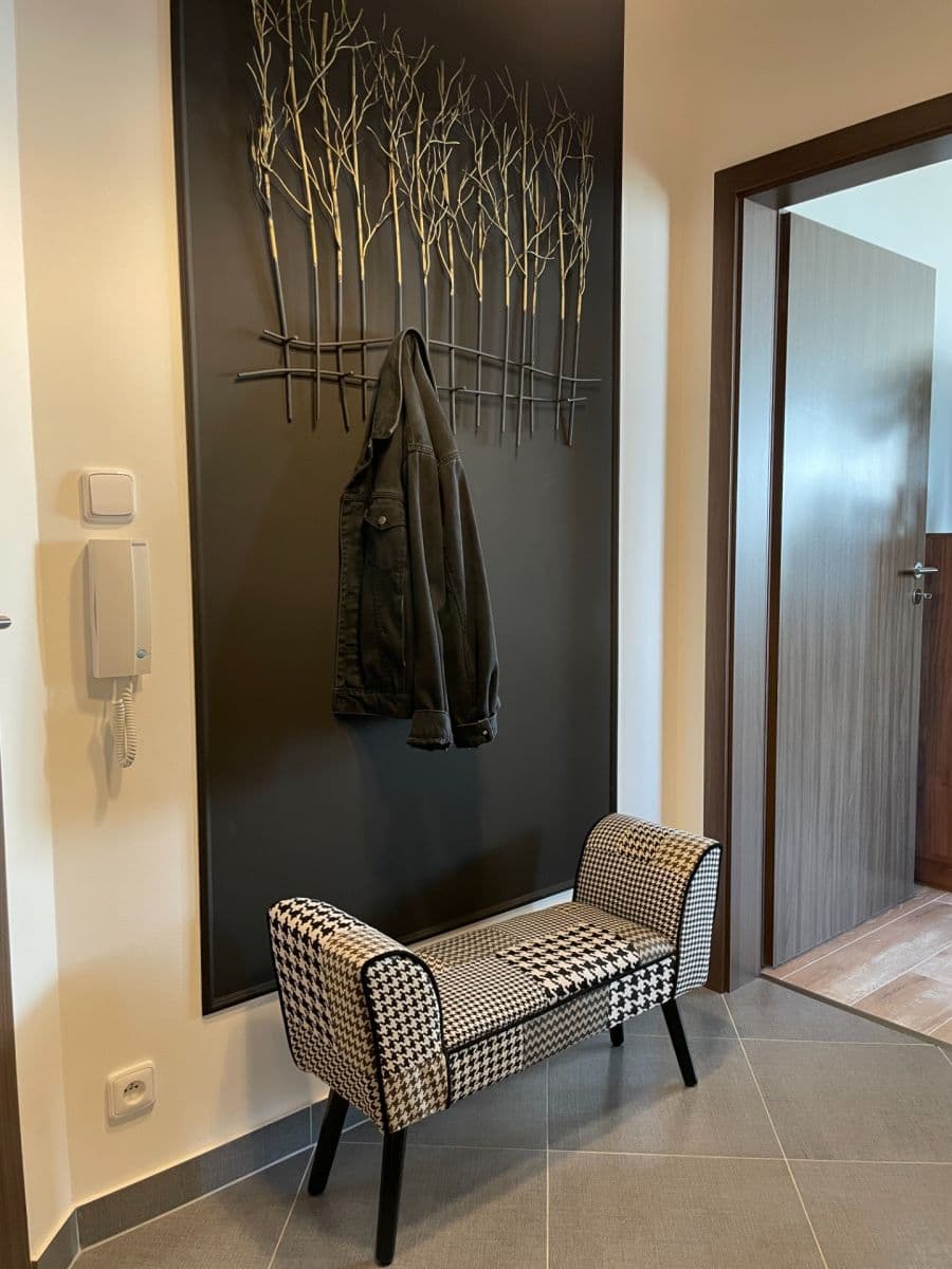 Prenájom bytu 1-izbový 42 m², Honzíkova, Praha, Praha Prenájom bytu 1-izbový 42 m², Honzíkova, Praha, Praha