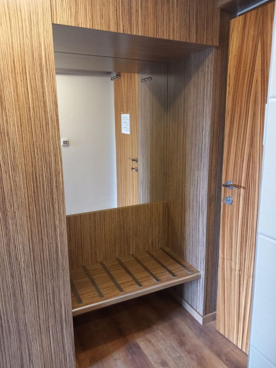 Prenájom bytu Garsoniéra 21 m², Suchdolské náměstí, Praha, Praha Prenájom bytu Garsoniéra 21 m², Suchdolské náměstí, Praha, Praha