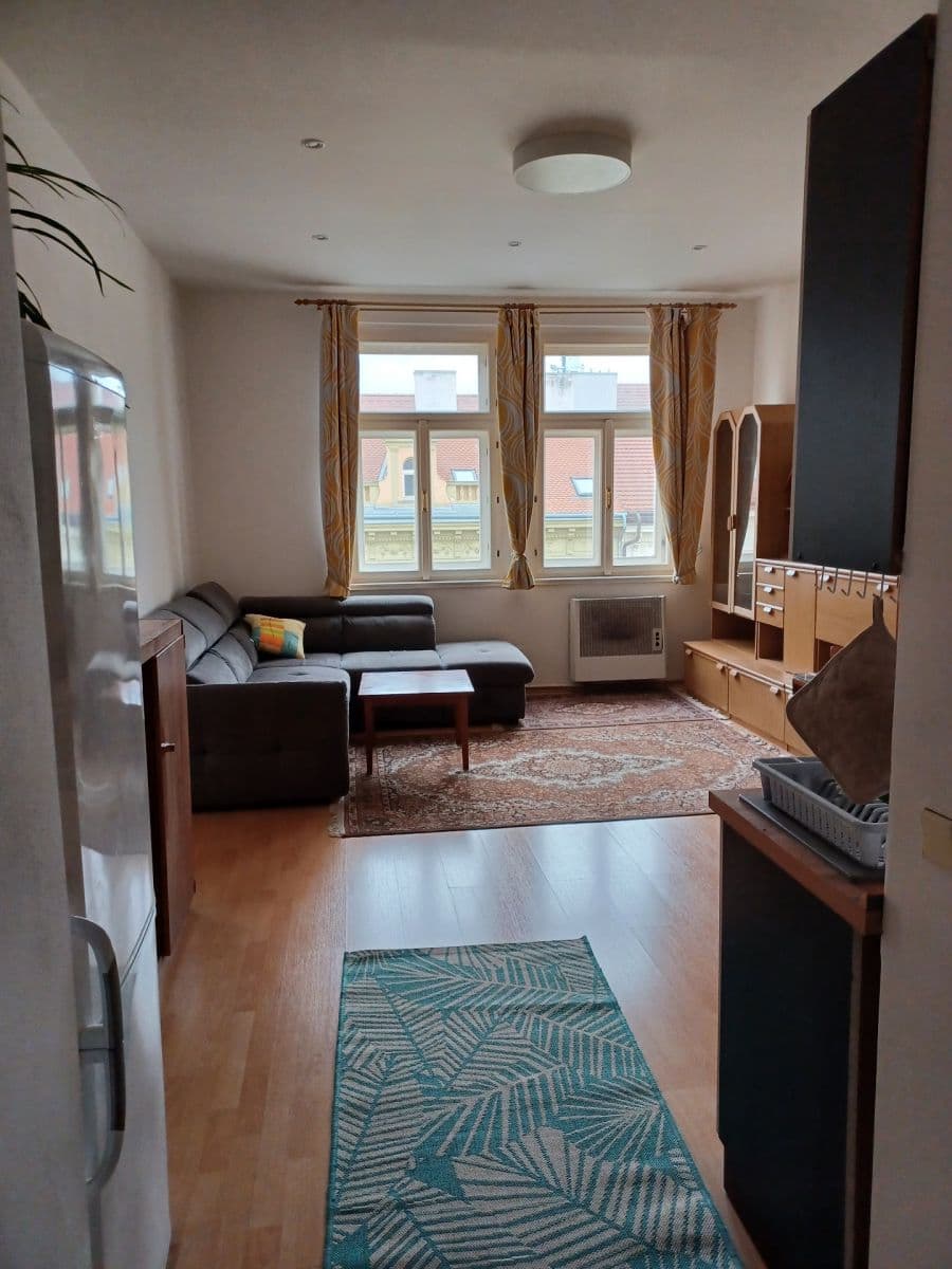 Prenájom bytu 3-izbový 70 m², Korunní, Praha, Praha Prenájom bytu 3-izbový 70 m², Korunní, Praha, Praha