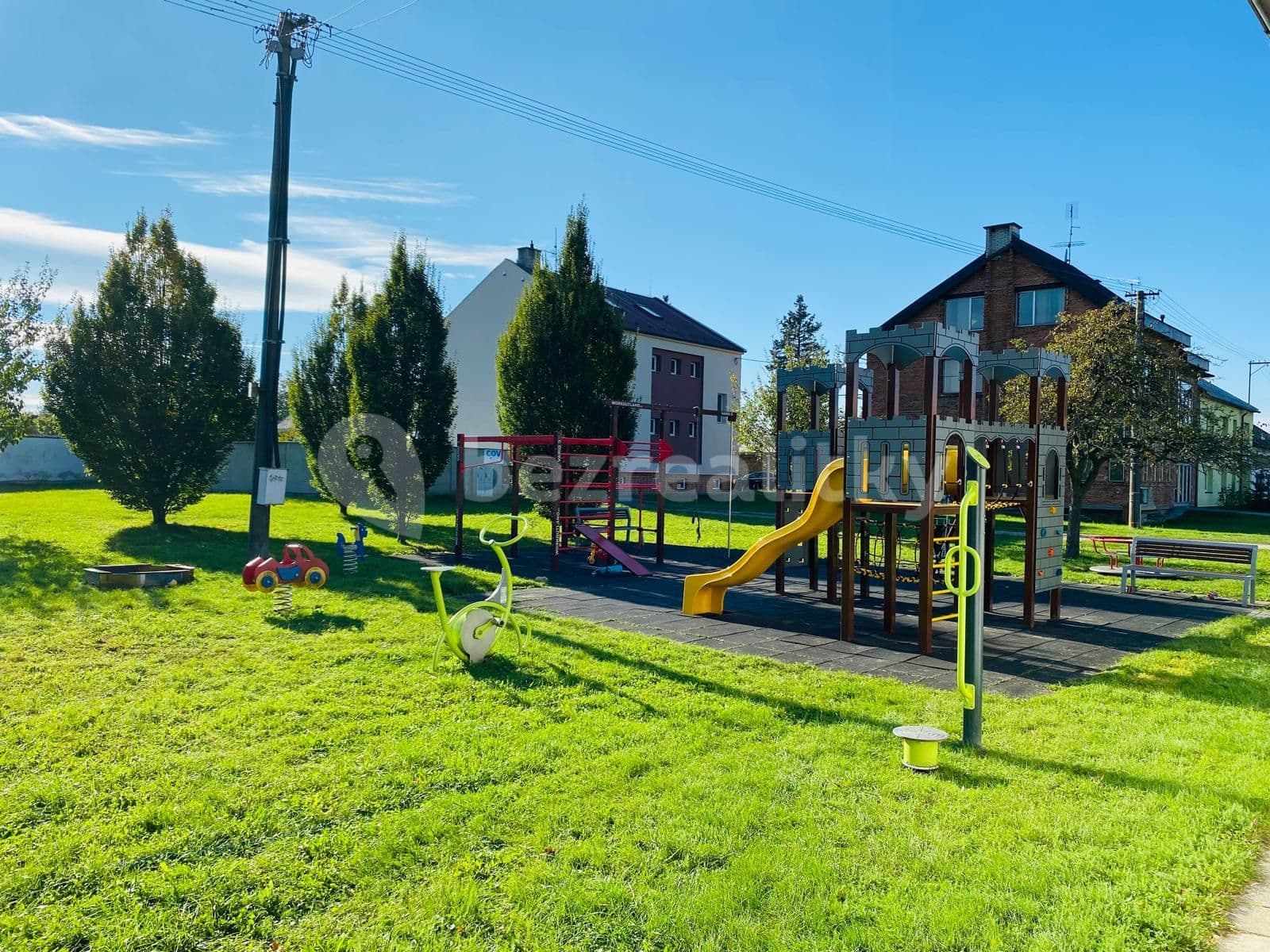Prenájom bytu 4-izbový 100 m², Marty Rožánkové, Křelov-Břuchotín, Olomoucký kraj Prenájom bytu 4-izbový 100 m², Marty Rožánkové, Křelov-Břuchotín, Olomoucký kraj