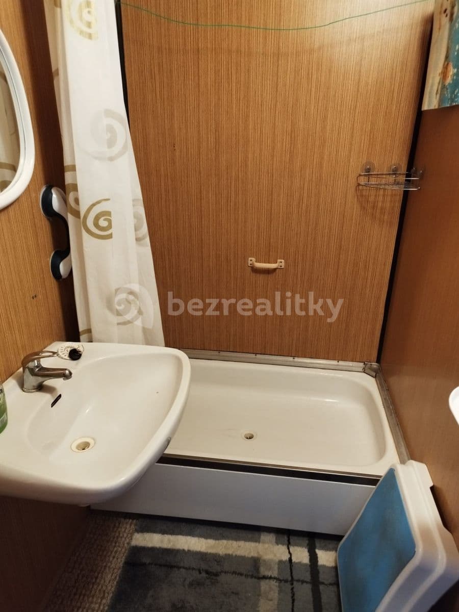 Prenájom bytu 1-izbový 39 m², Manětínská, Plzeň, Plzeňský kraj Prenájom bytu 1-izbový 39 m², Manětínská, Plzeň, Plzeňský kraj