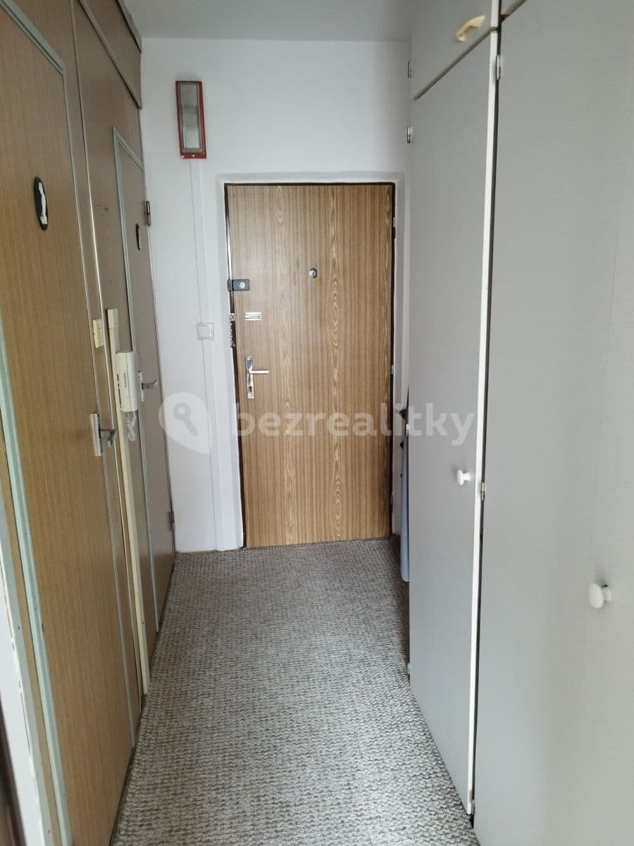 Prenájom bytu 1-izbový 39 m², Manětínská, Plzeň, Plzeňský kraj Prenájom bytu 1-izbový 39 m², Manětínská, Plzeň, Plzeňský kraj