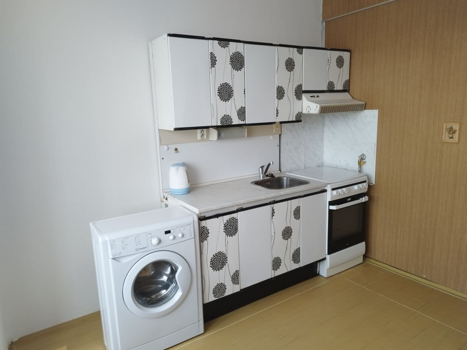 Prenájom bytu 1-izbový 39 m², Manětínská, Plzeň, Plzeňský kraj Prenájom bytu 1-izbový 39 m², Manětínská, Plzeň, Plzeňský kraj