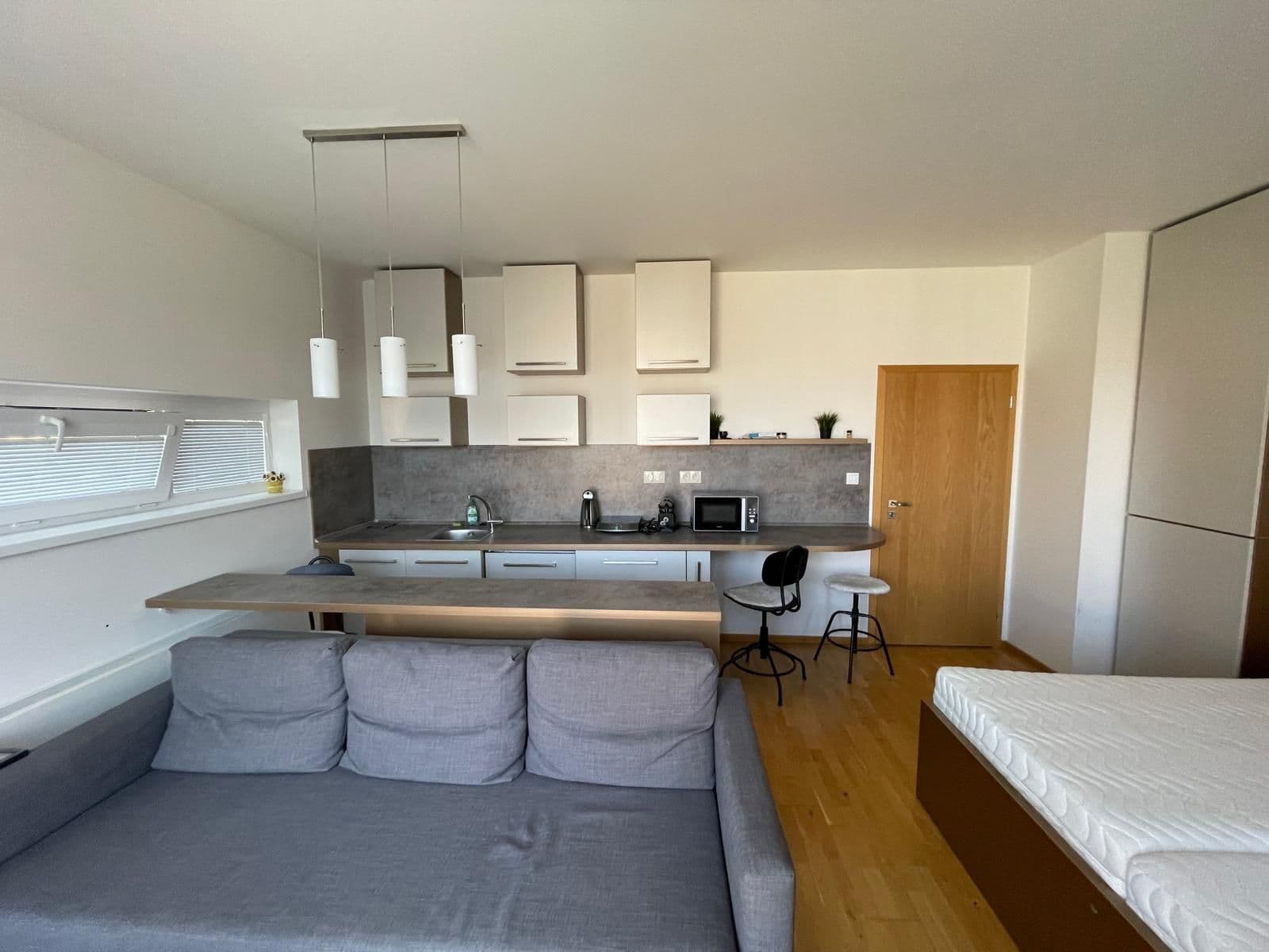 Predaj bytu 1-izbový 36 m², U Roháčových kasáren, Praha, Praha Predaj bytu 1-izbový 36 m², U Roháčových kasáren, Praha, Praha