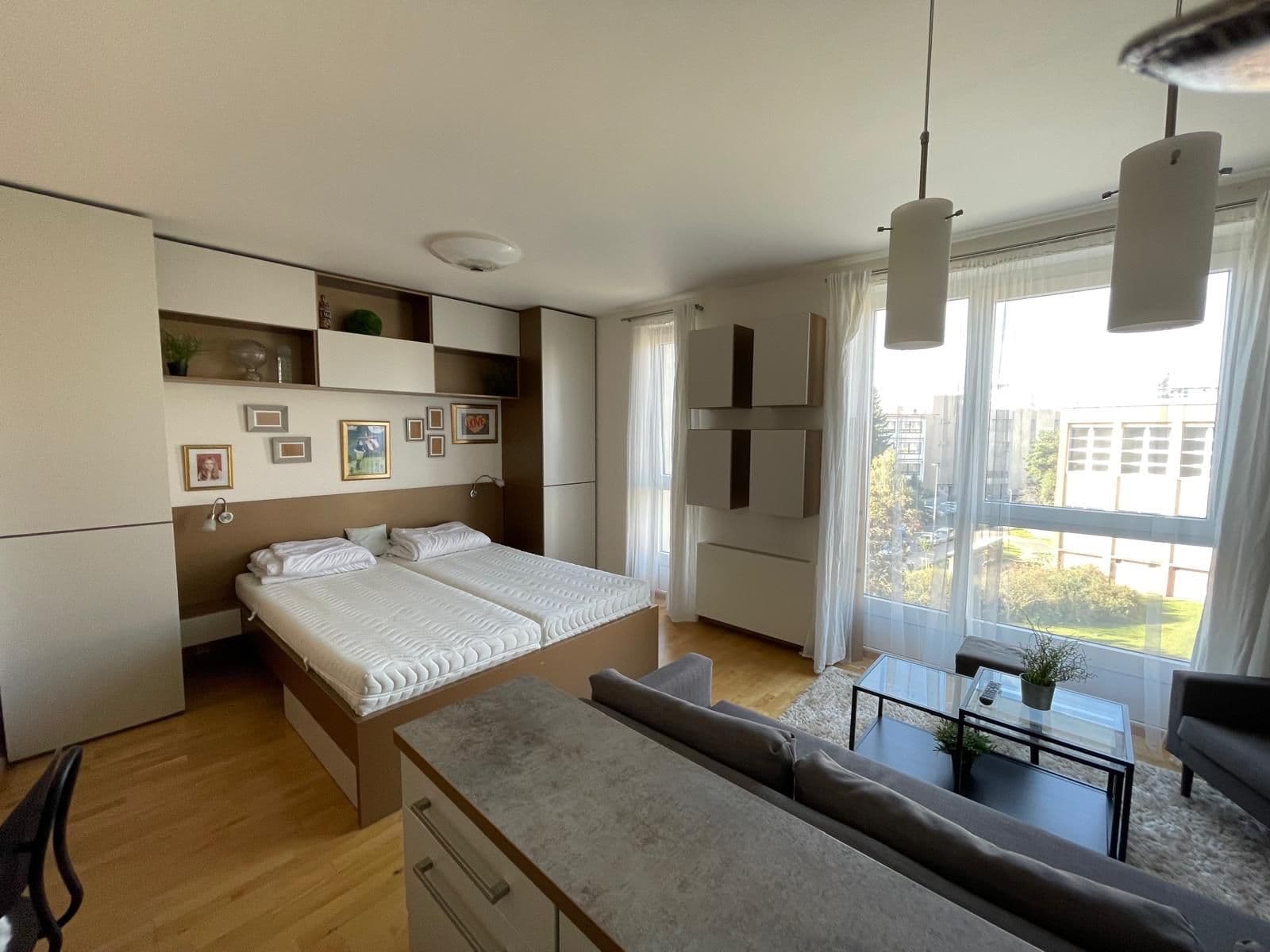 Predaj bytu 1-izbový 36 m², U Roháčových kasáren, Praha, Praha Predaj bytu 1-izbový 36 m², U Roháčových kasáren, Praha, Praha