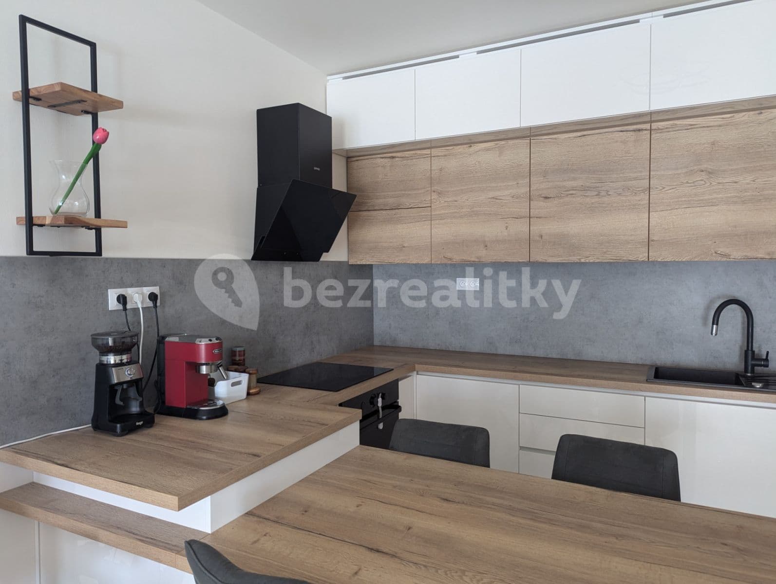 Prenájom bytu 2-izbový 60 m², V Horkách, Praha, Praha Prenájom bytu 2-izbový 60 m², V Horkách, Praha, Praha