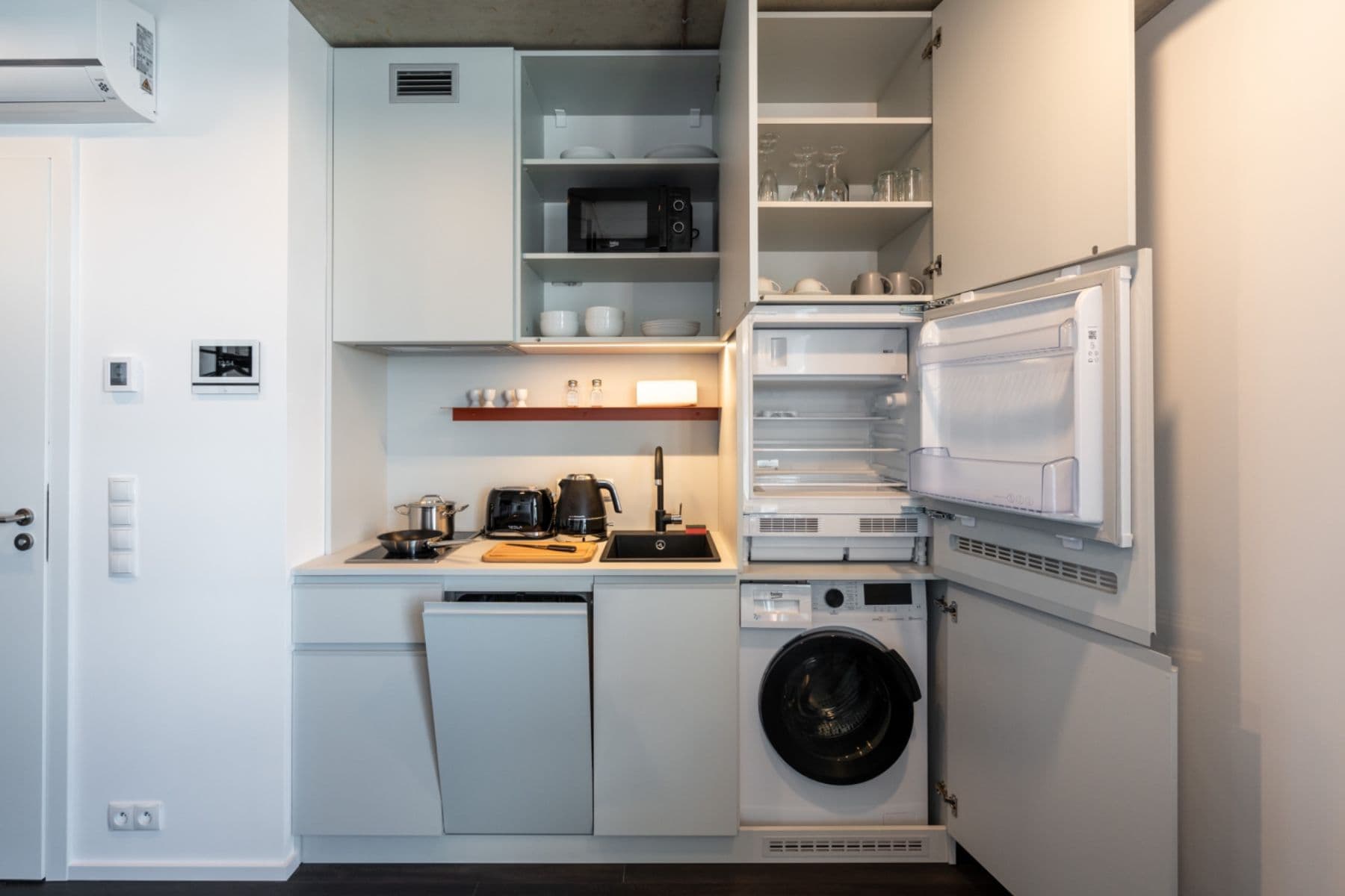 Prenájom bytu 1-izbový 27 m², Obchodní, Říčany, Středočeský kraj Prenájom bytu 1-izbový 27 m², Obchodní, Říčany, Středočeský kraj