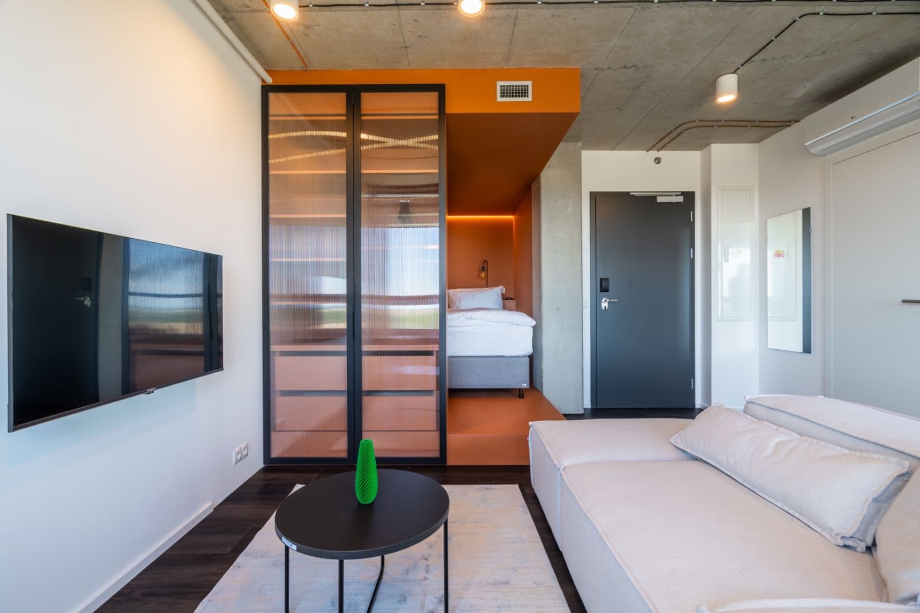 Prenájom bytu 1-izbový 33 m², Obchodní, Říčany, Středočeský kraj Prenájom bytu 1-izbový 33 m², Obchodní, Říčany, Středočeský kraj