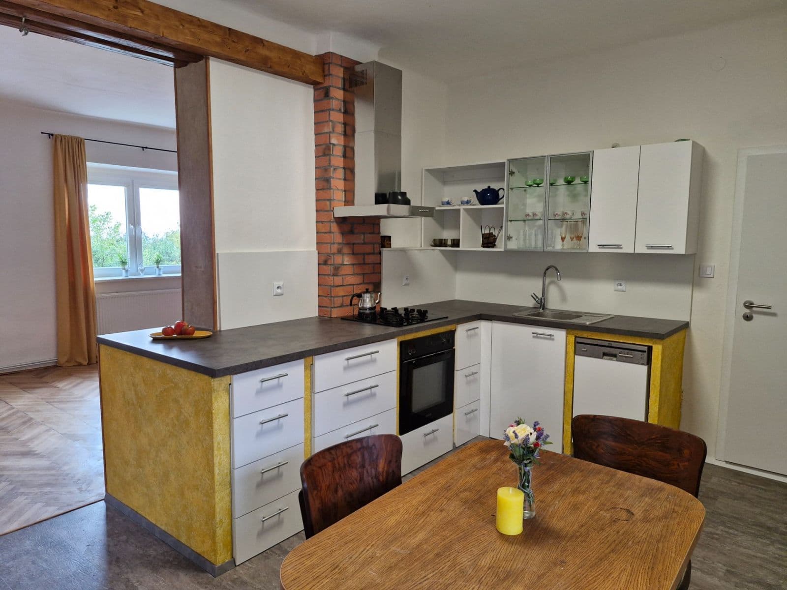 Predaj domu 321 m², pozemek 946 m², Nad Ostrůvkem, Pozořice, Jihomoravský kraj Predaj domu 321 m², pozemek 946 m², Nad Ostrůvkem, Pozořice, Jihomoravský kraj