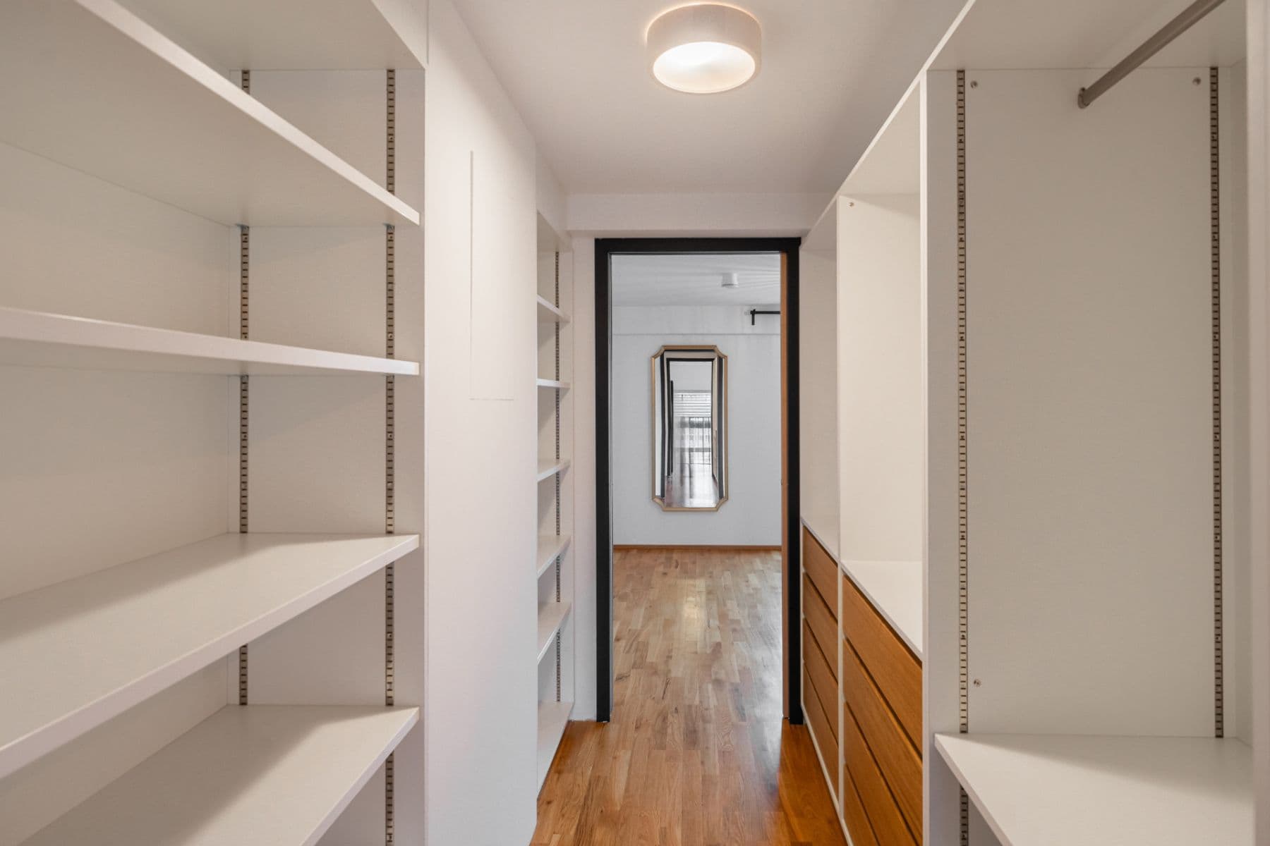 Prenájom bytu 3-izbový 84 m², Ambrožova, Praha, Praha Prenájom bytu 3-izbový 84 m², Ambrožova, Praha, Praha