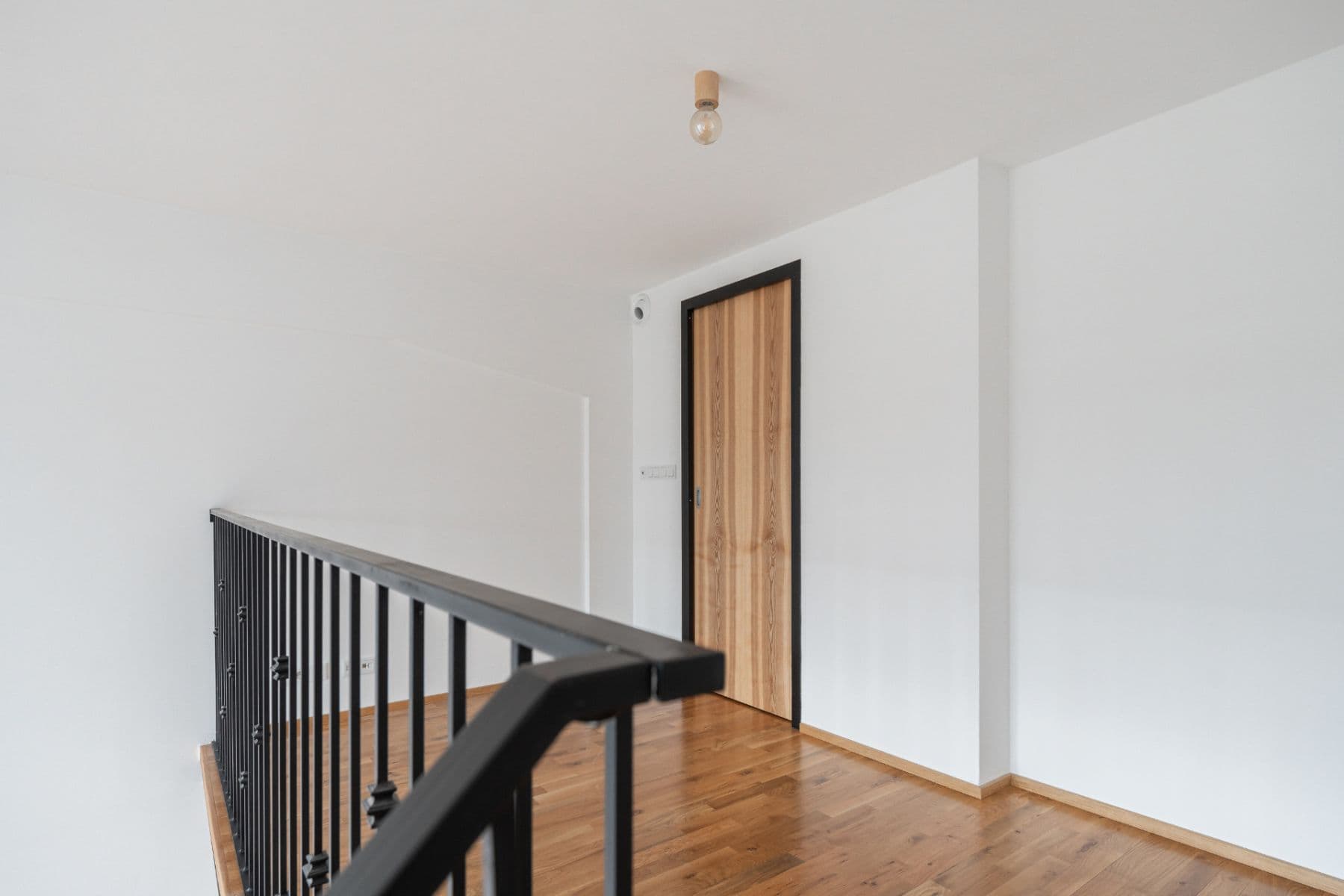 Prenájom bytu 3-izbový 84 m², Ambrožova, Praha, Praha Prenájom bytu 3-izbový 84 m², Ambrožova, Praha, Praha