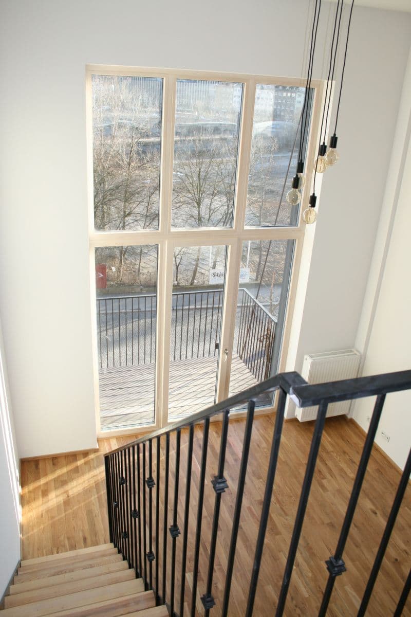 Prenájom bytu 3-izbový 84 m², Ambrožova, Praha, Praha Prenájom bytu 3-izbový 84 m², Ambrožova, Praha, Praha