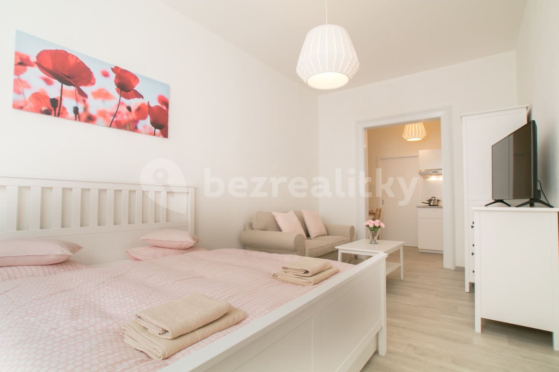 Prenájom bytu 1-izbový 33 m², Lidická, Praha, Praha Prenájom bytu 1-izbový 33 m², Lidická, Praha, Praha