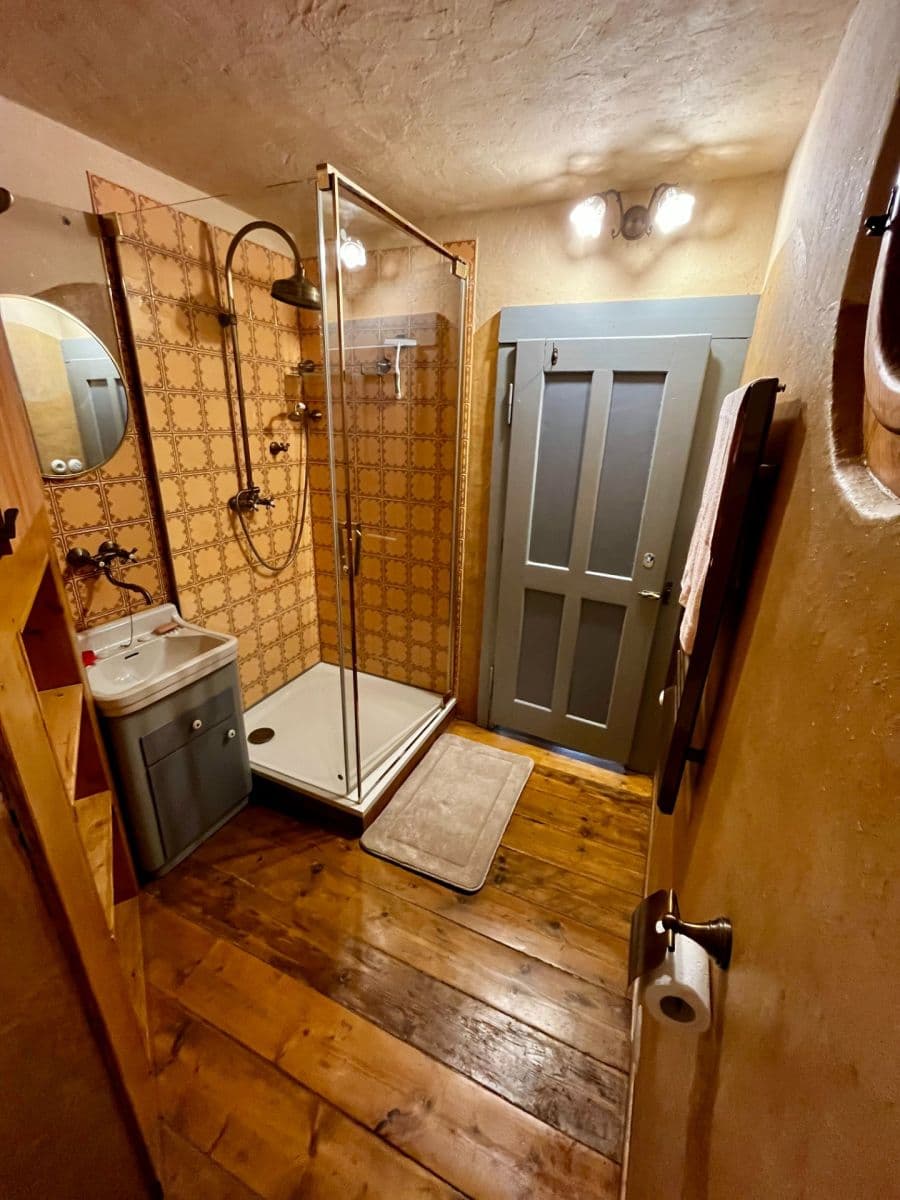 Prenájom domu 150 m², pozemok 200 m², Jízdecká, Nymburk, Středočeský kraj Prenájom domu 150 m², pozemok 200 m², Jízdecká, Nymburk, Středočeský kraj