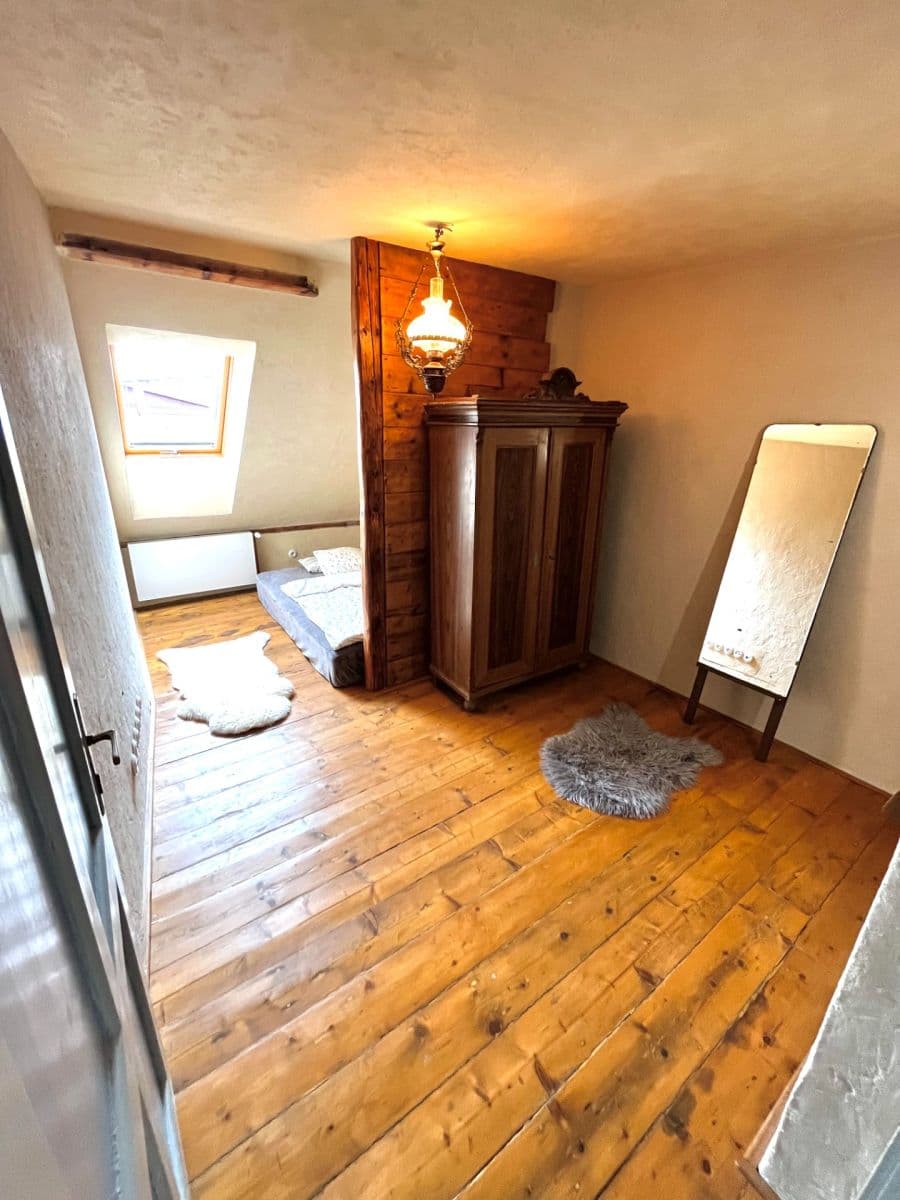 Prenájom domu 150 m², pozemok 200 m², Jízdecká, Nymburk, Středočeský kraj Prenájom domu 150 m², pozemok 200 m², Jízdecká, Nymburk, Středočeský kraj