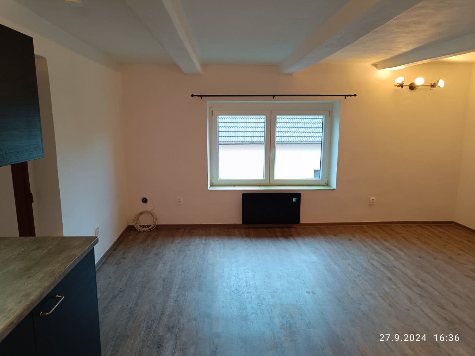 Prenájom bytu 1-izbový 35 m², Nebužely, Středočeský kraj Prenájom bytu 1-izbový 35 m², Nebužely, Středočeský kraj