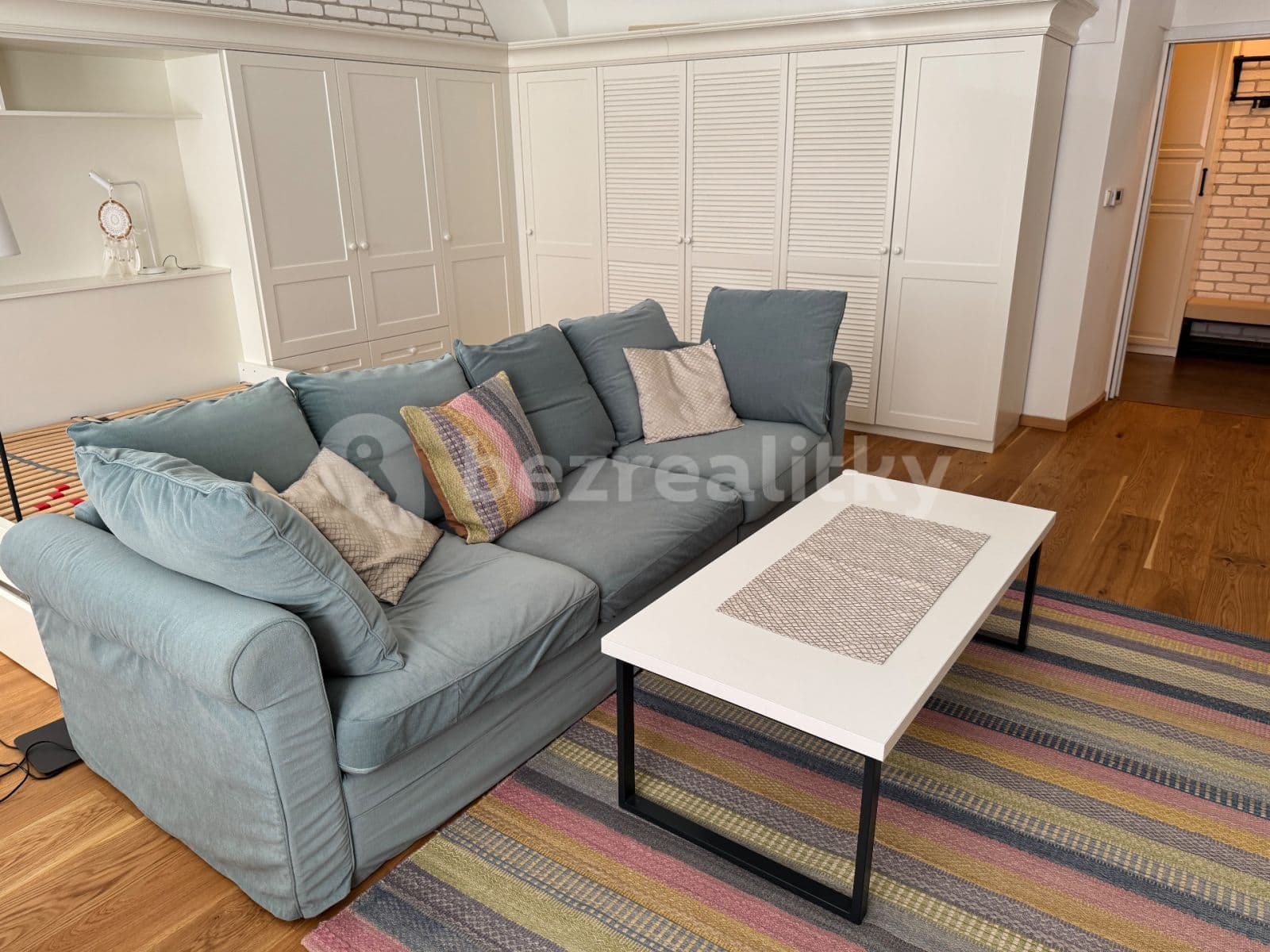 Prenájom bytu 1-izbový 55 m², V Jirchářích, Praha, Praha Prenájom bytu 1-izbový 55 m², V Jirchářích, Praha, Praha