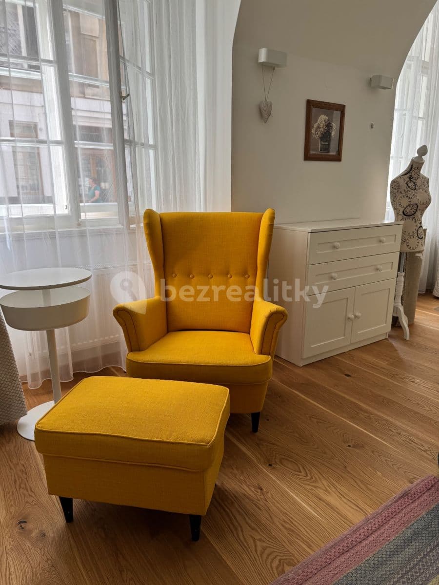 Prenájom bytu 1-izbový 55 m², V Jirchářích, Praha, Praha Prenájom bytu 1-izbový 55 m², V Jirchářích, Praha, Praha