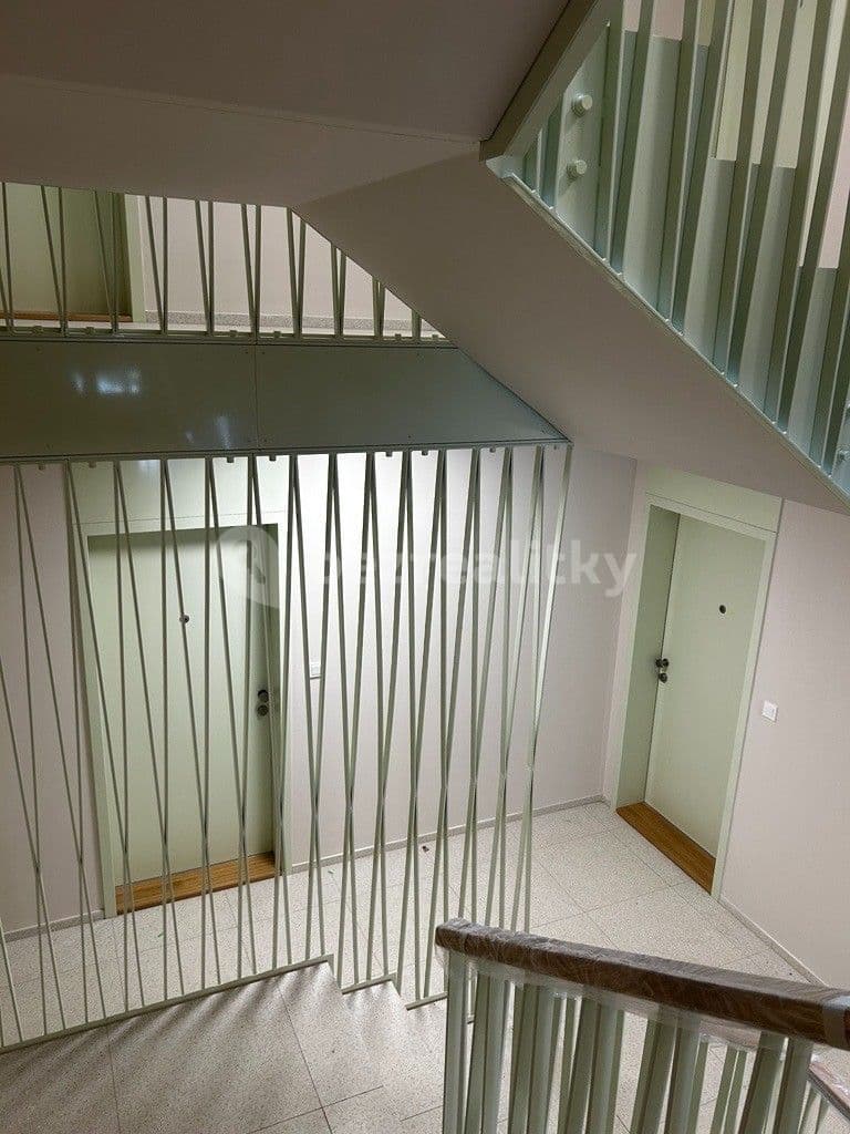 Prenájom bytu 2-izbový 56 m², Pod Juliskou, Praha, Praha Prenájom bytu 2-izbový 56 m², Pod Juliskou, Praha, Praha