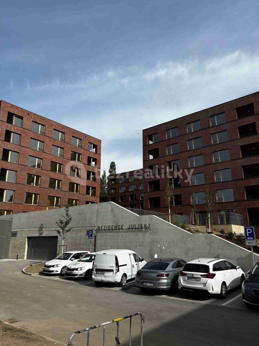 Prenájom bytu 2-izbový 56 m², Pod Juliskou, Praha, Praha Prenájom bytu 2-izbový 56 m², Pod Juliskou, Praha, Praha
