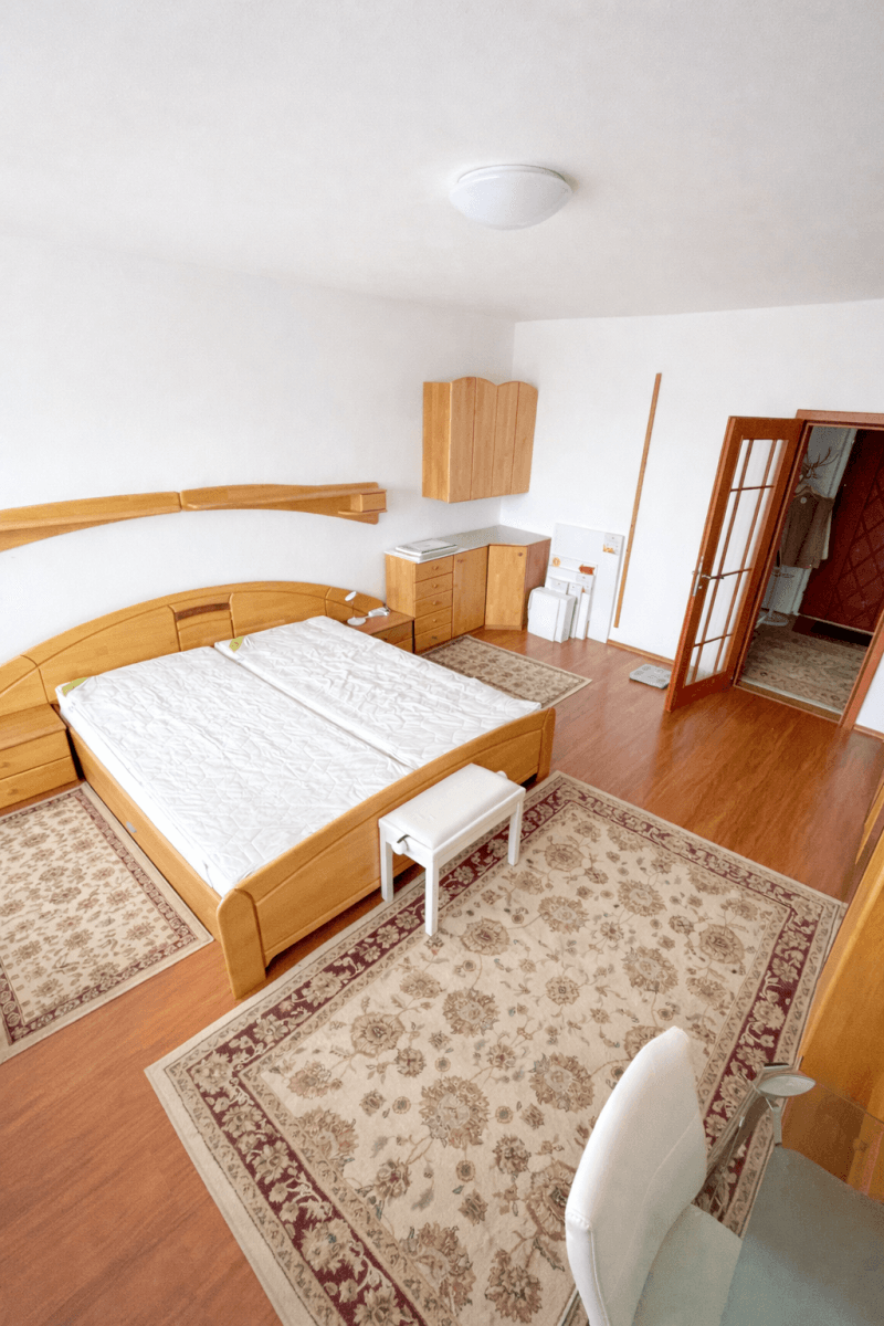 Prenájom bytu 2-izbový 72 m², Jírova, Brno, Jihomoravský kraj Prenájom bytu 2-izbový 72 m², Jírova, Brno, Jihomoravský kraj