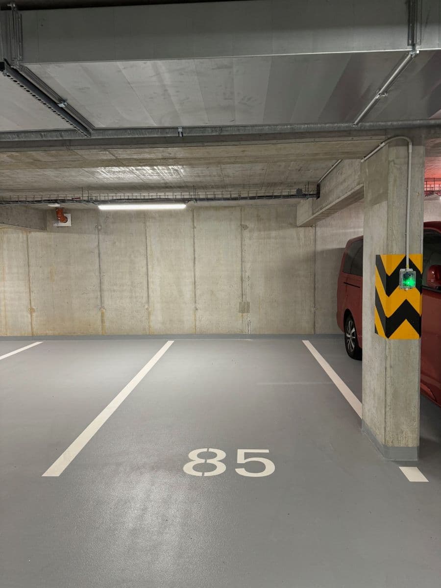 Prenájom bytu 2-izbový 45 m², U Židovského hřbitova, Beroun, Středočeský kraj Prenájom bytu 2-izbový 45 m², U Židovského hřbitova, Beroun, Středočeský kraj
