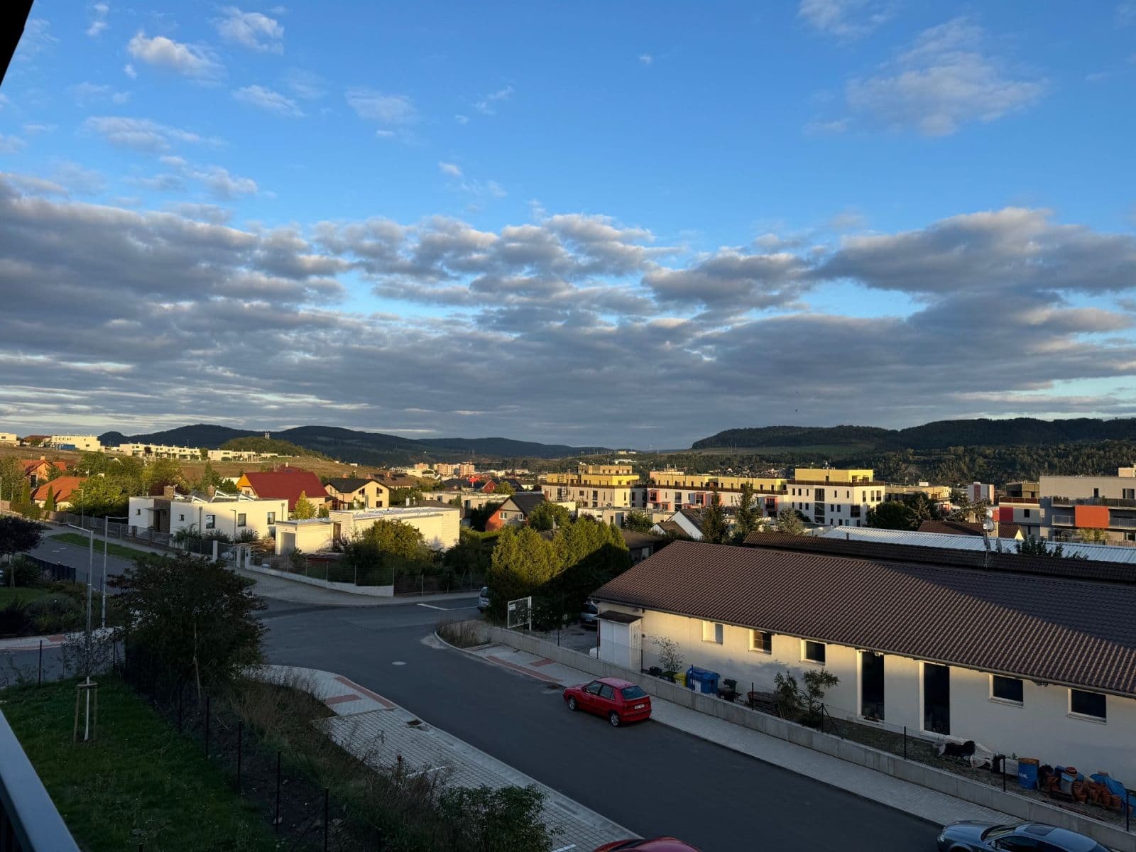 Prenájom bytu 2-izbový 45 m², U Židovského hřbitova, Beroun, Středočeský kraj Prenájom bytu 2-izbový 45 m², U Židovského hřbitova, Beroun, Středočeský kraj