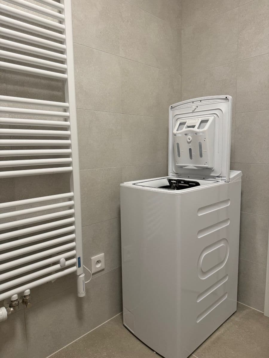 Prenájom bytu 2-izbový 45 m², U Židovského hřbitova, Beroun, Středočeský kraj Prenájom bytu 2-izbový 45 m², U Židovského hřbitova, Beroun, Středočeský kraj