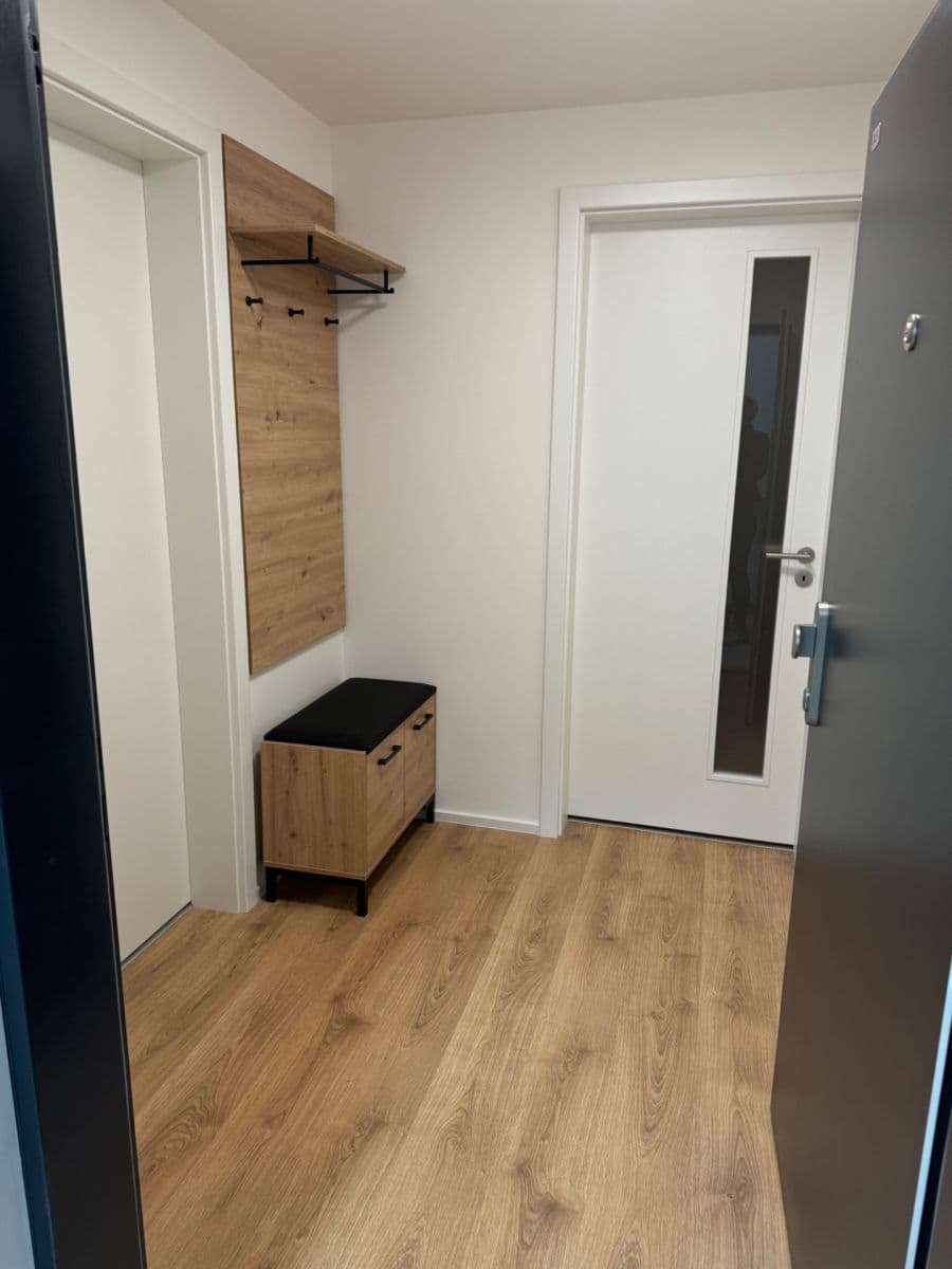 Prenájom bytu 2-izbový 45 m², U Židovského hřbitova, Beroun, Středočeský kraj Prenájom bytu 2-izbový 45 m², U Židovského hřbitova, Beroun, Středočeský kraj